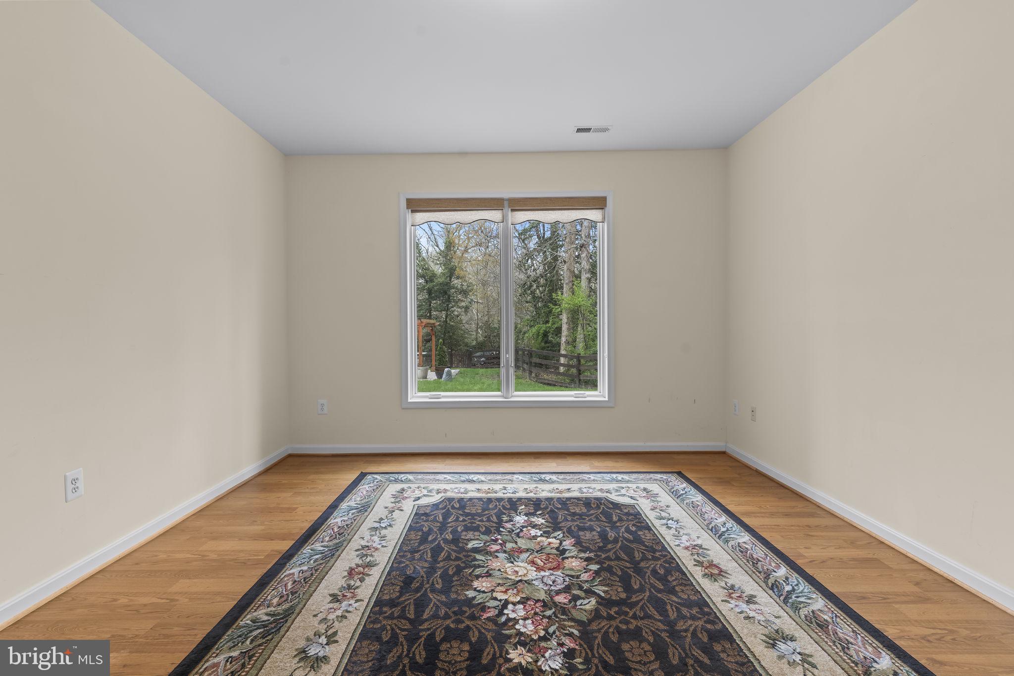 FERRY LANDING WOODS - Residential