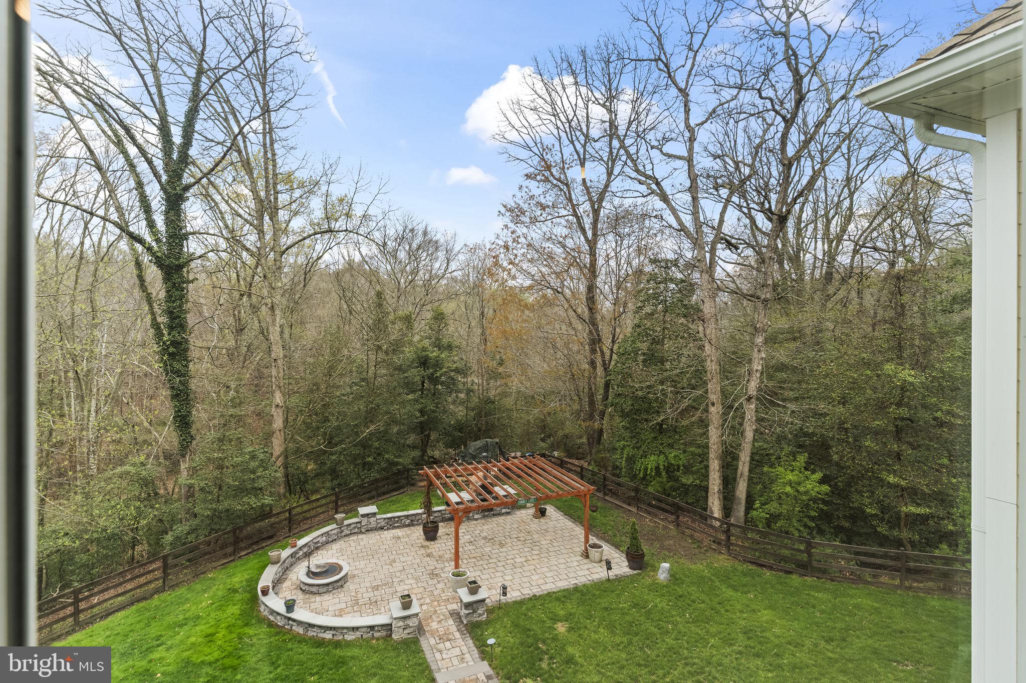 FERRY LANDING WOODS - Residential