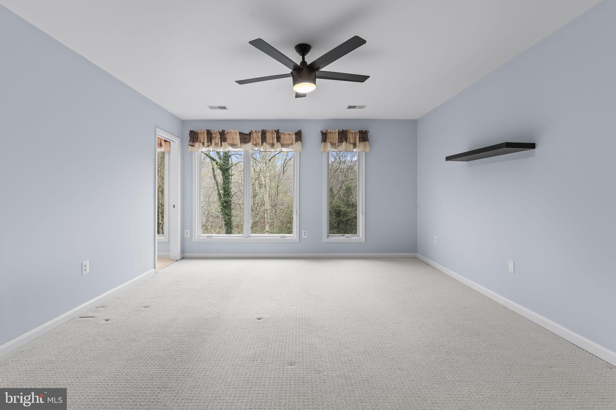 FERRY LANDING WOODS - Residential