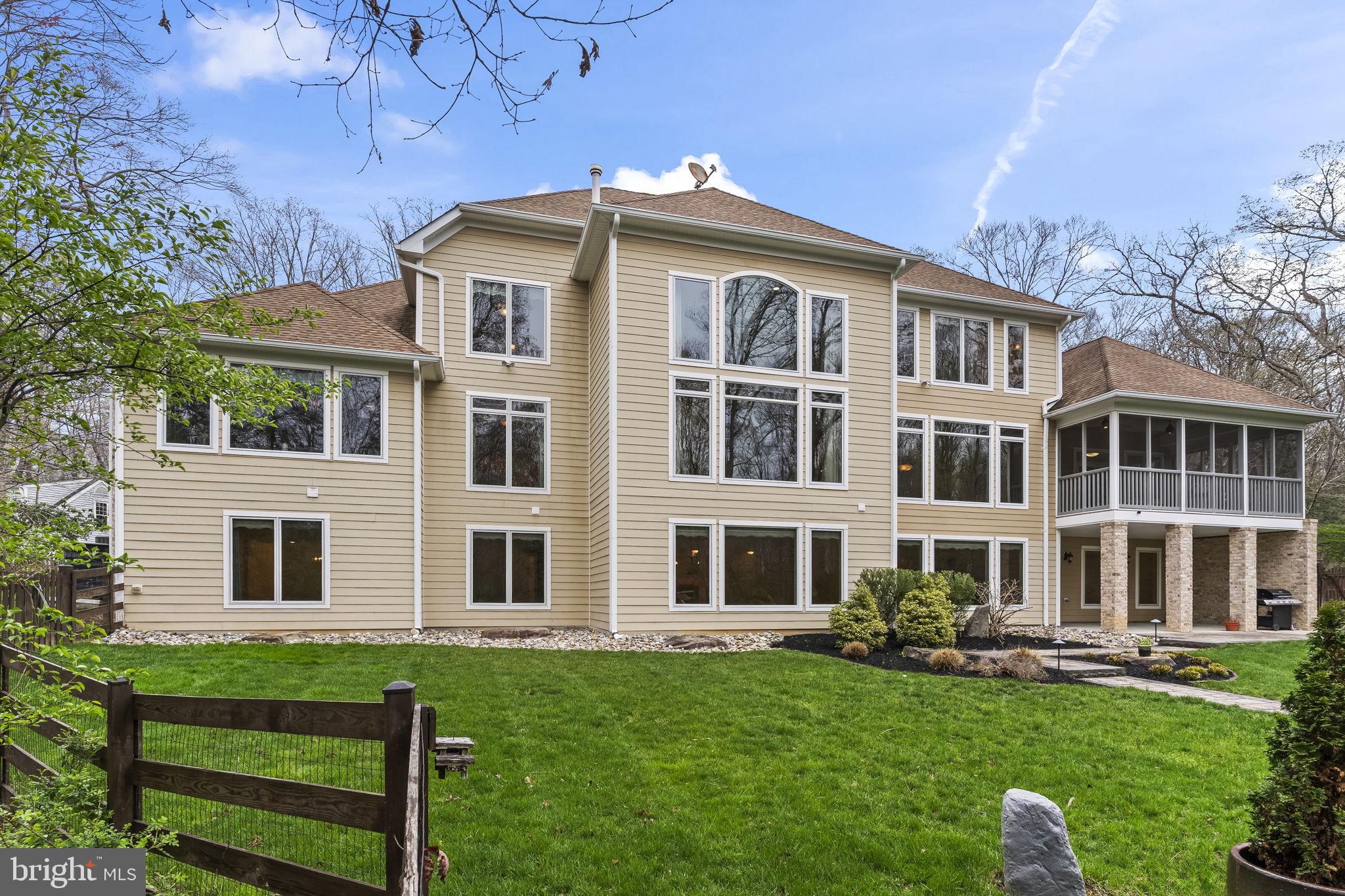 FERRY LANDING WOODS - Residential