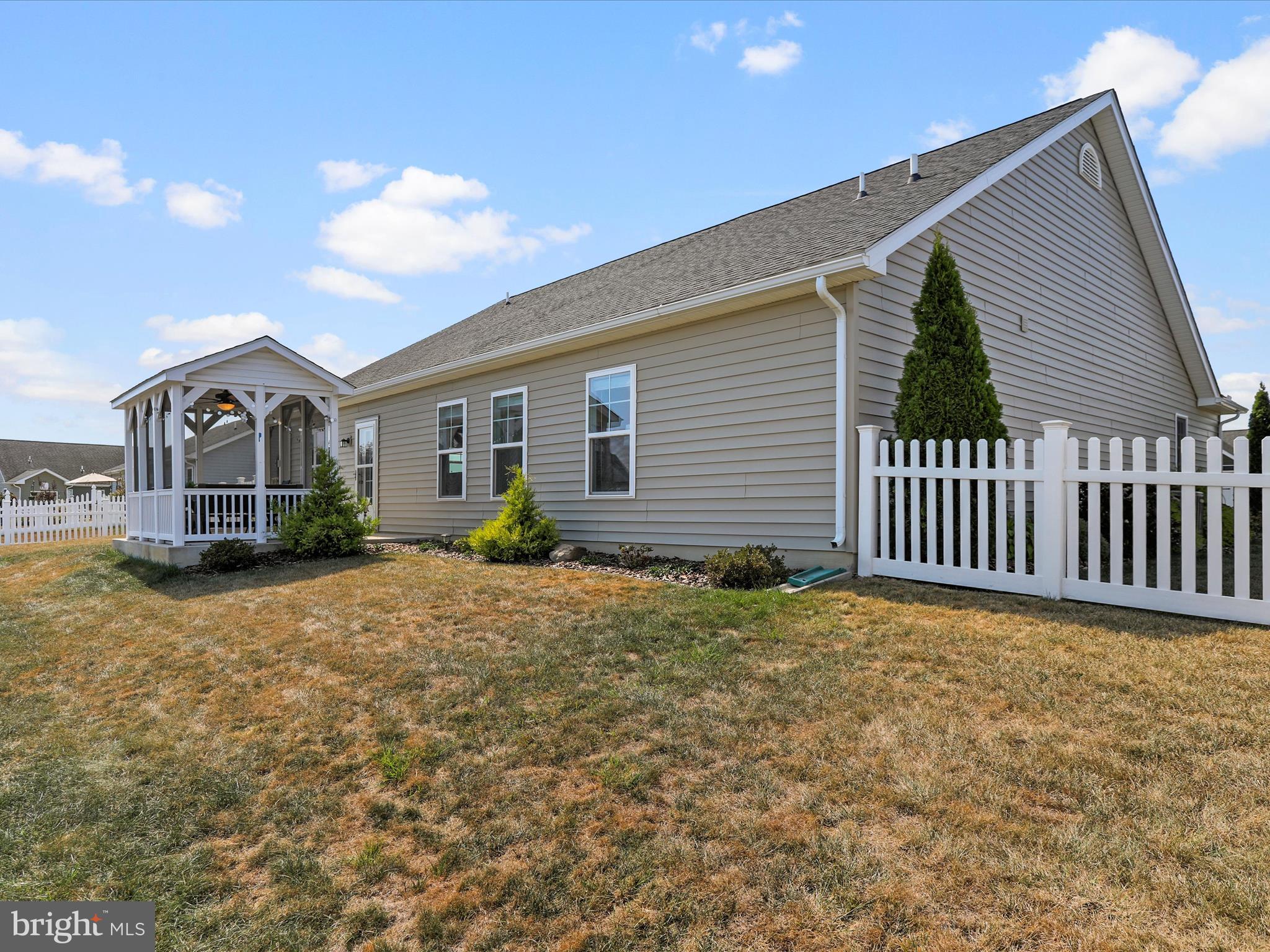 BRIDLE CREEK - Residential