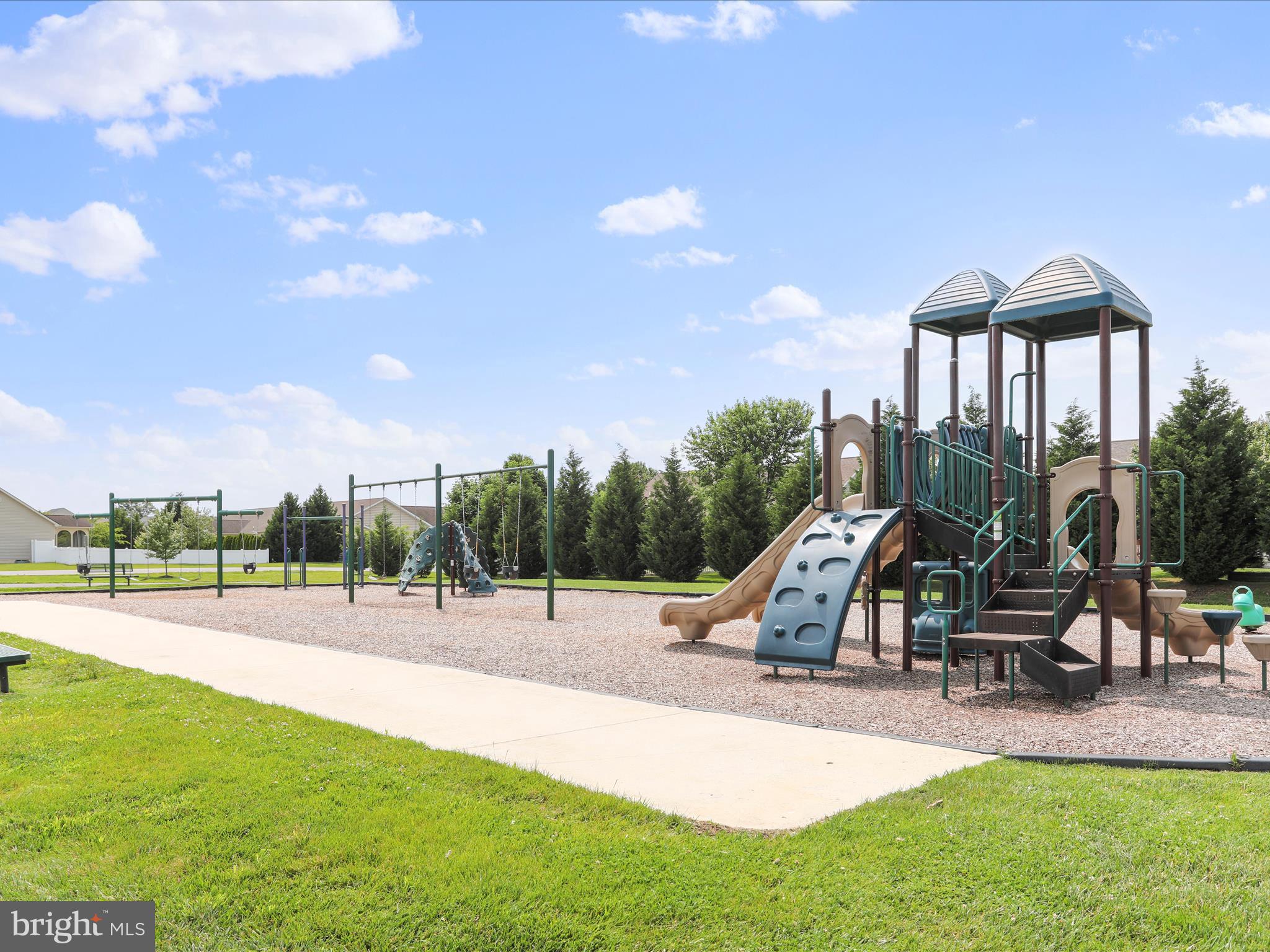 BRIDLE CREEK - Residential