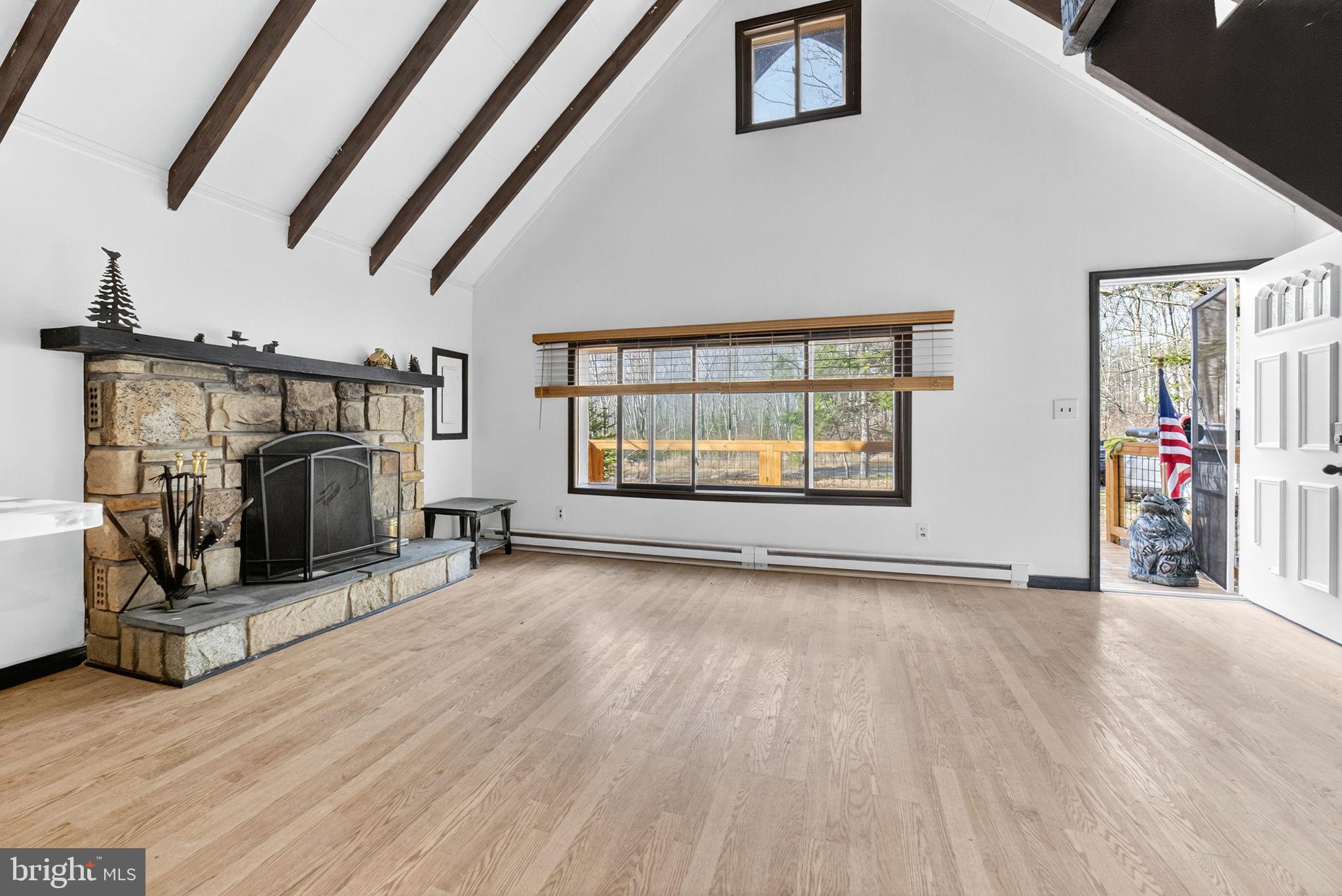 AROOWHEAD LAKES - Residential