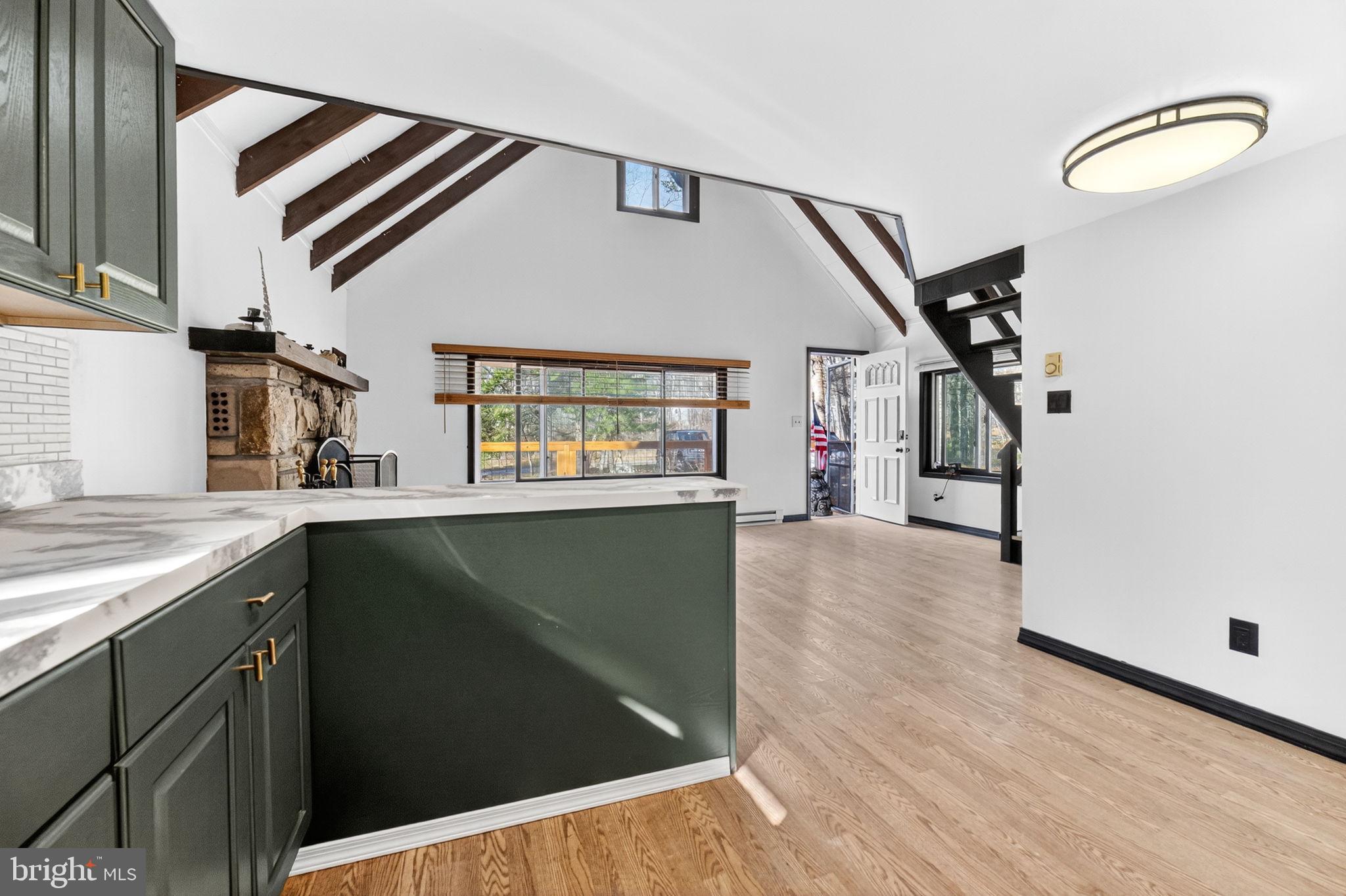 AROOWHEAD LAKES - Residential