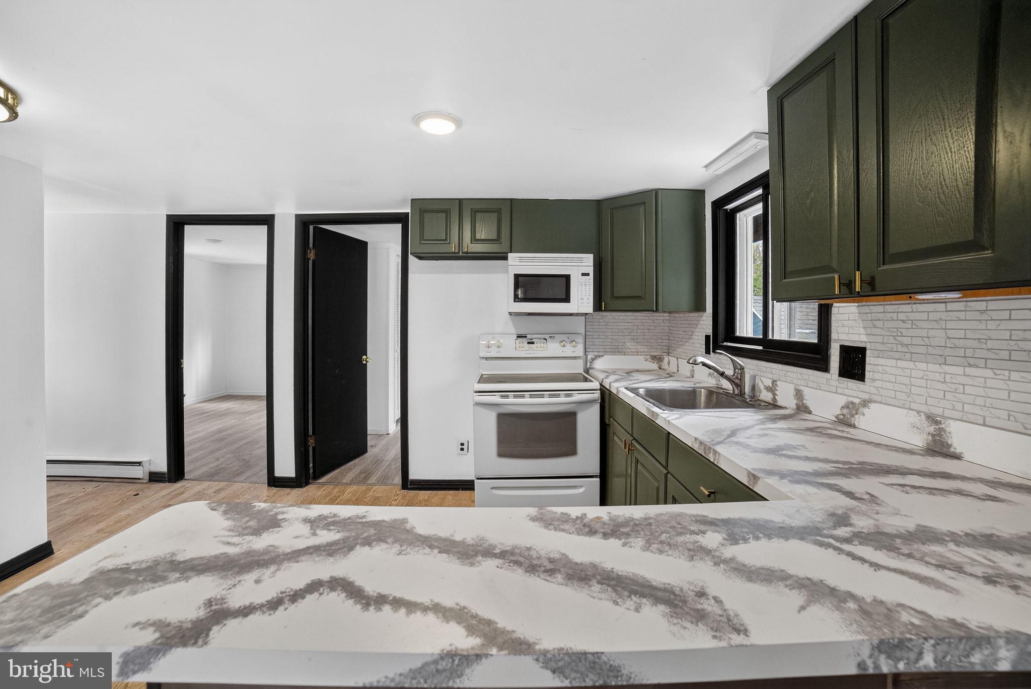 AROOWHEAD LAKES - Residential