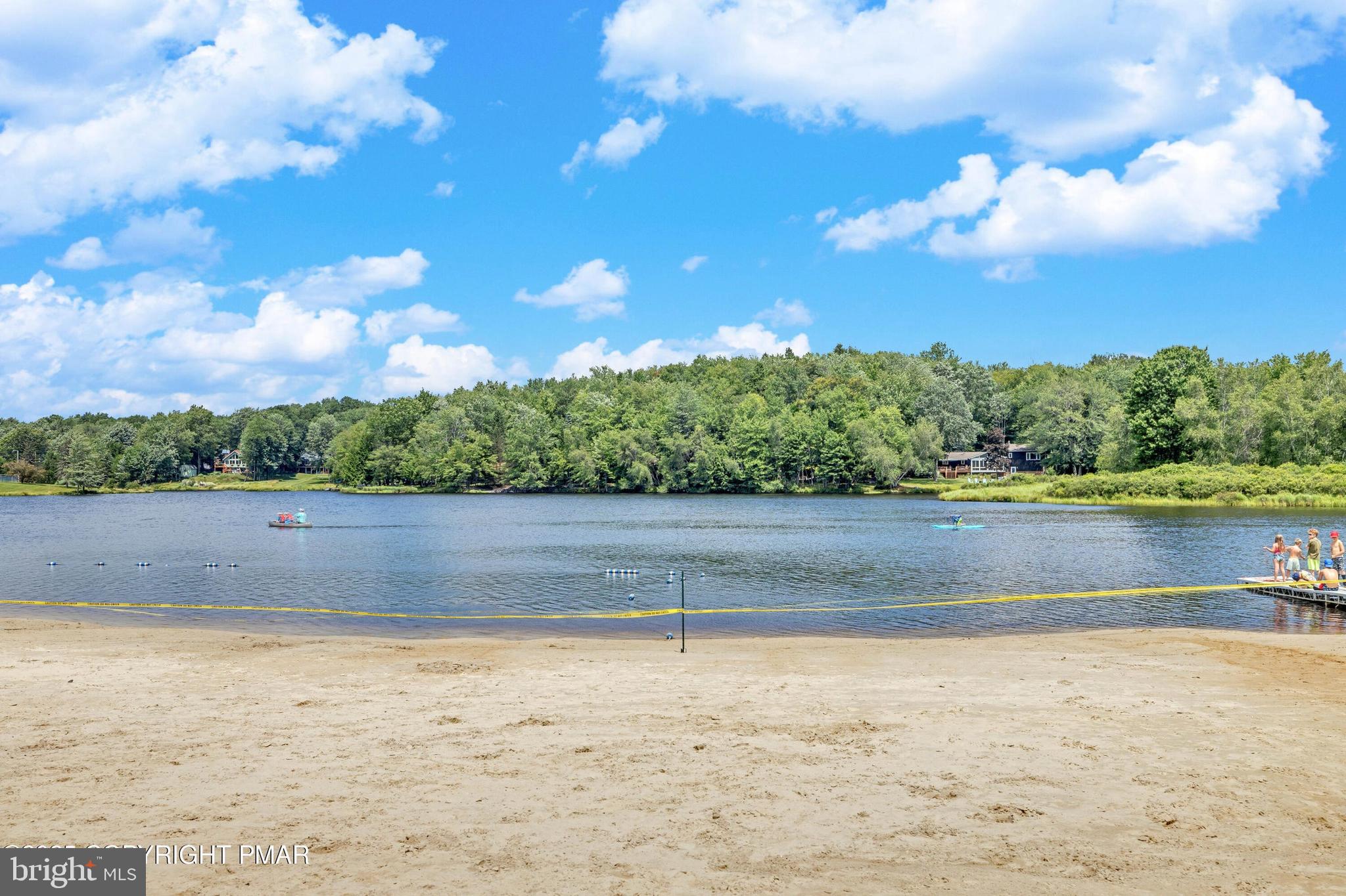 AROOWHEAD LAKES - Residential