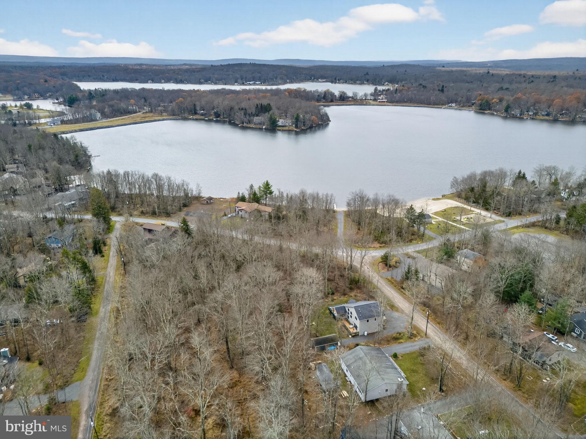 AROOWHEAD LAKES - Residential