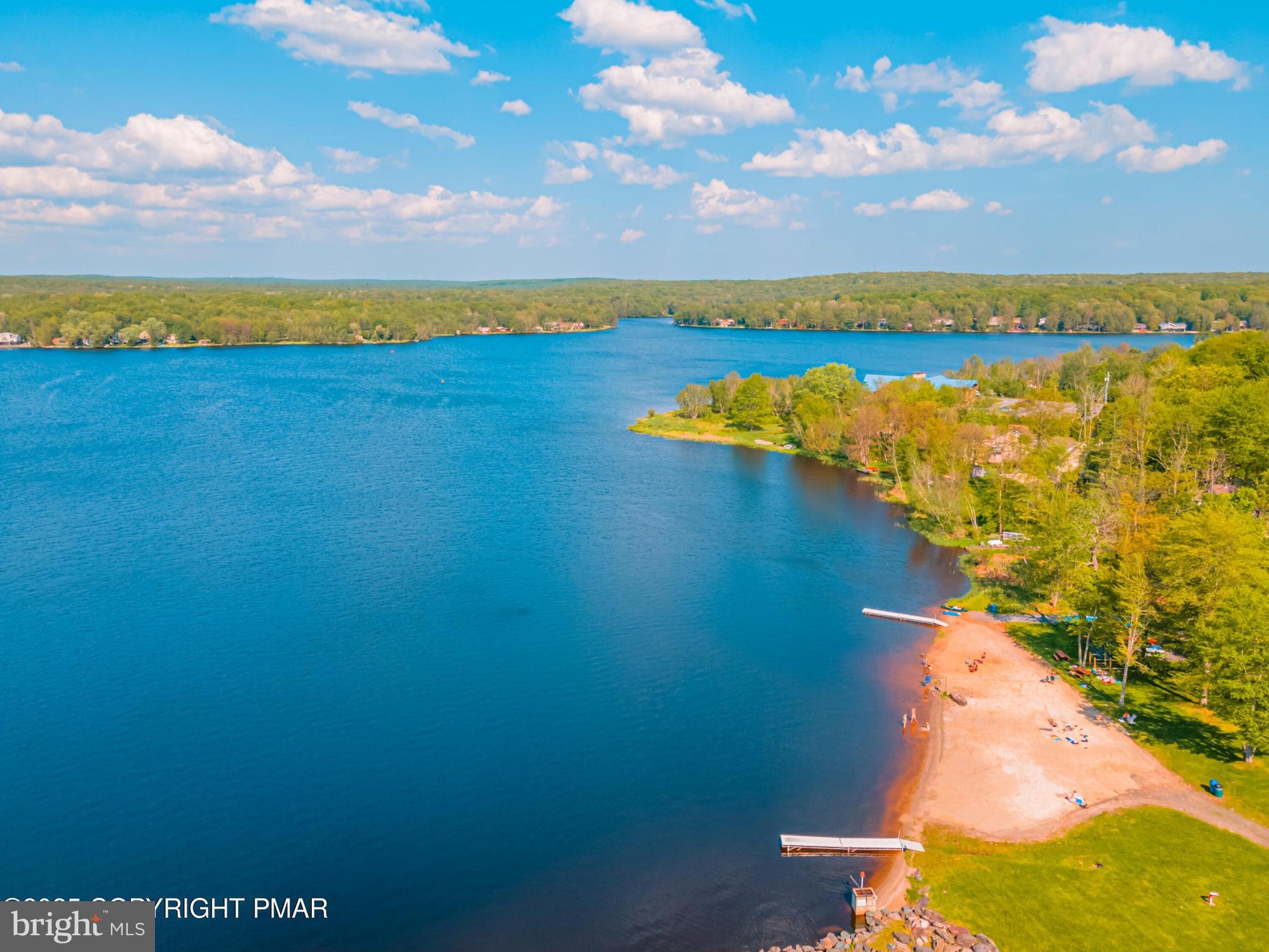 AROOWHEAD LAKES - Residential