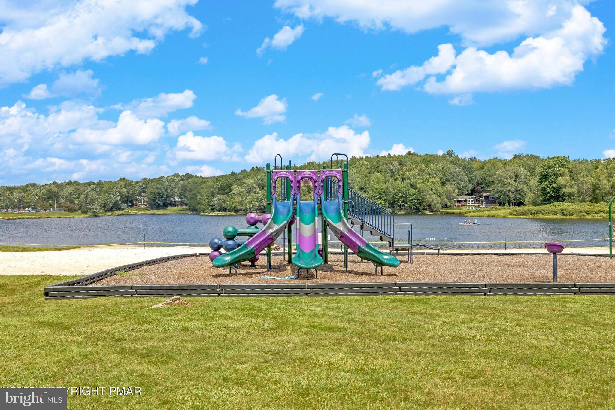 AROOWHEAD LAKES - Residential