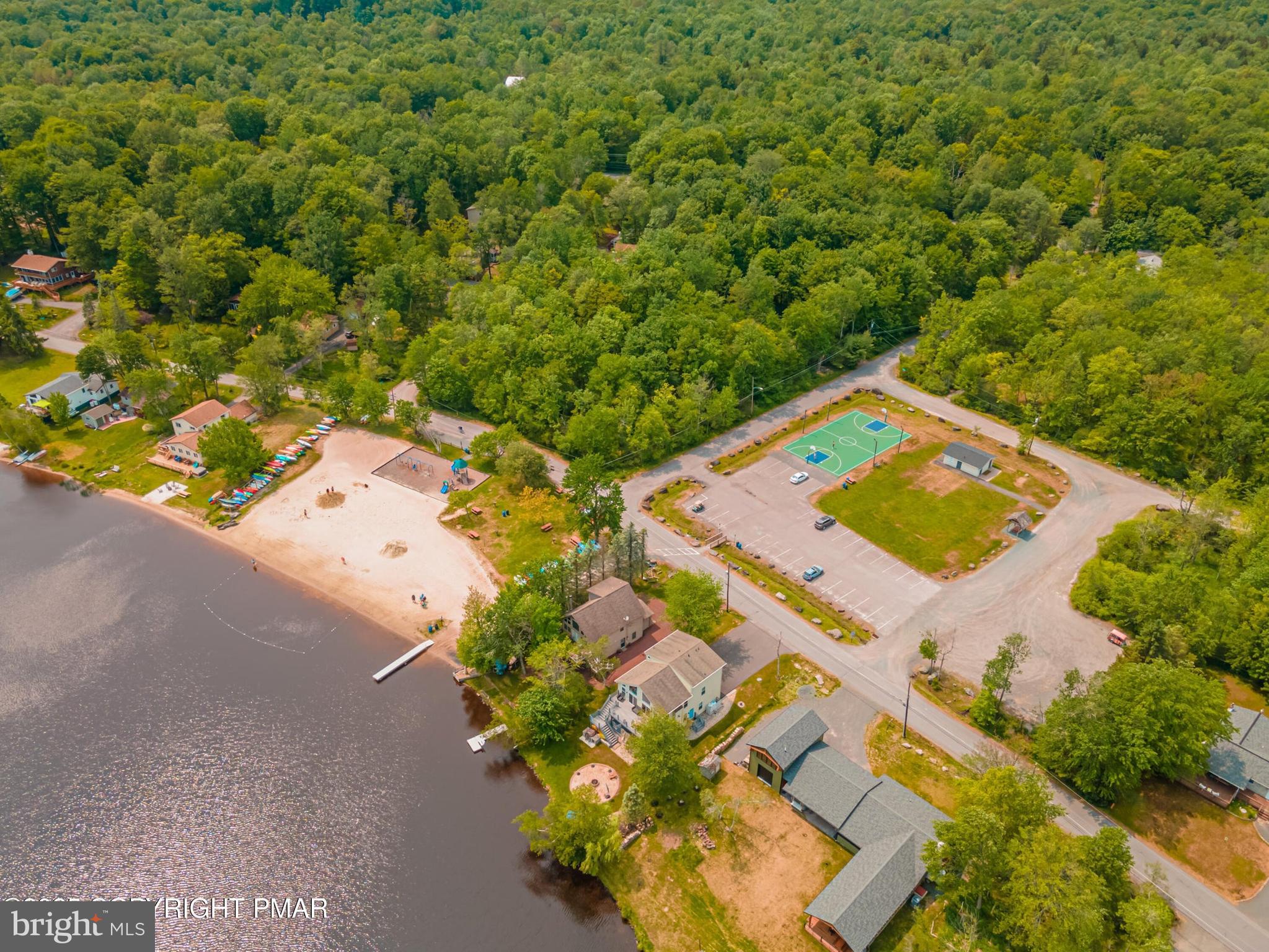 AROOWHEAD LAKES - Residential