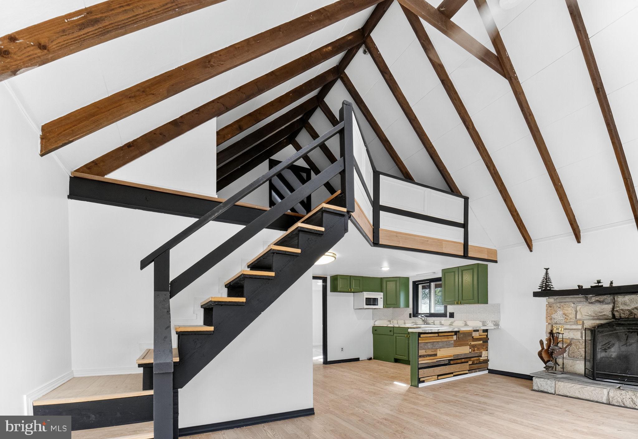 AROOWHEAD LAKES - Residential