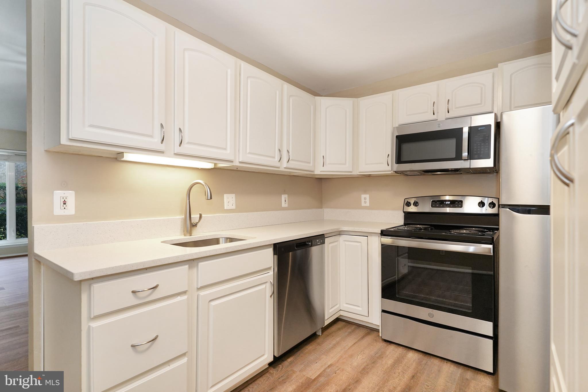 THE WESTERLIES - Residential Lease