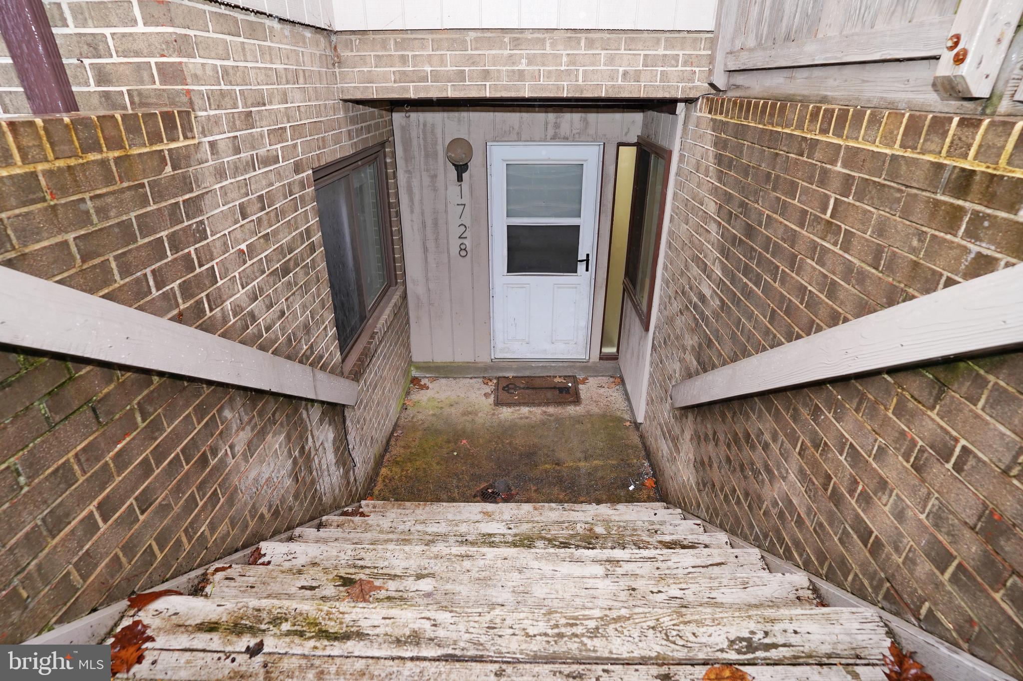 THE WESTERLIES - Residential Lease