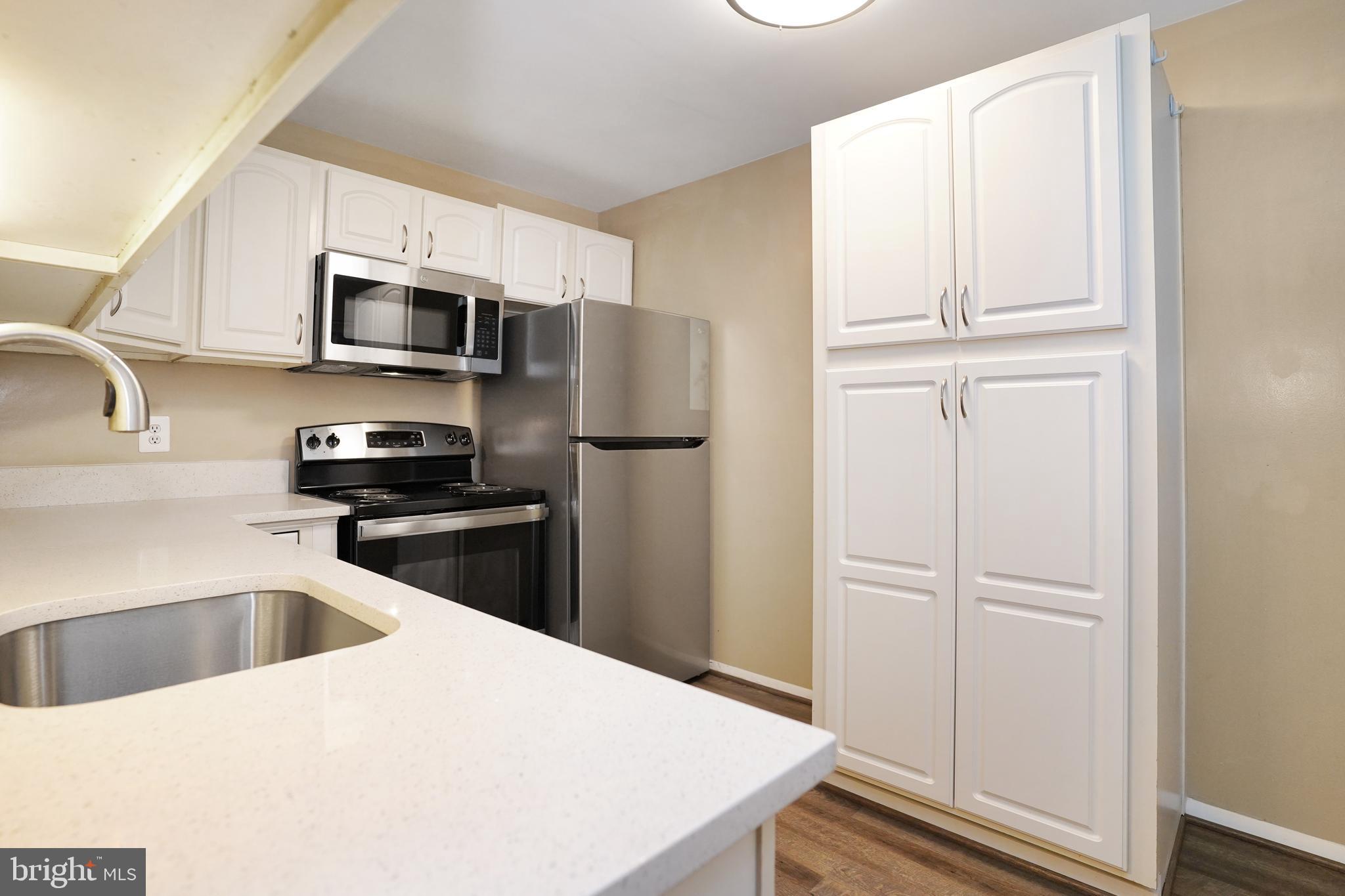 THE WESTERLIES - Residential Lease