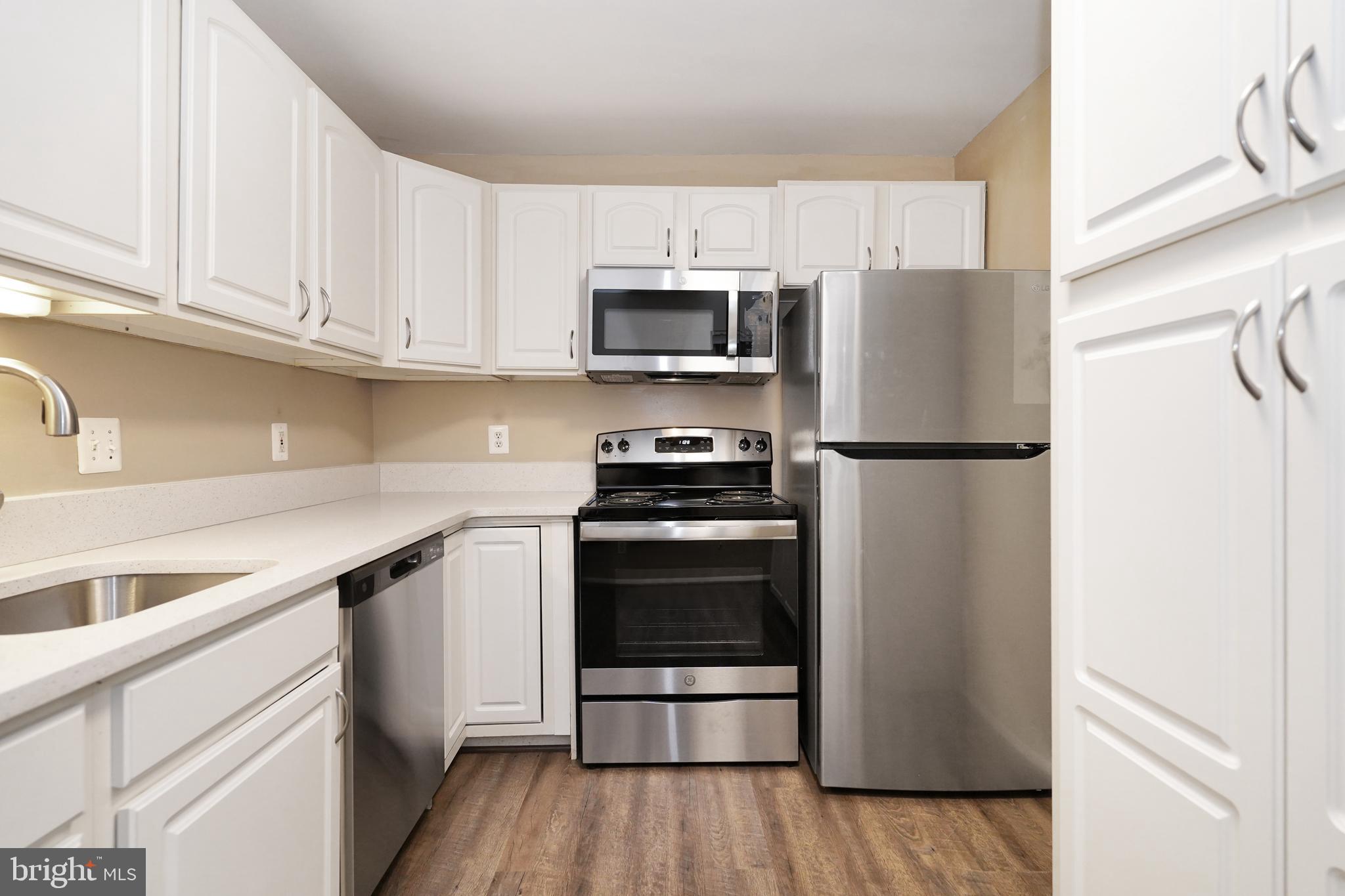 THE WESTERLIES - Residential Lease