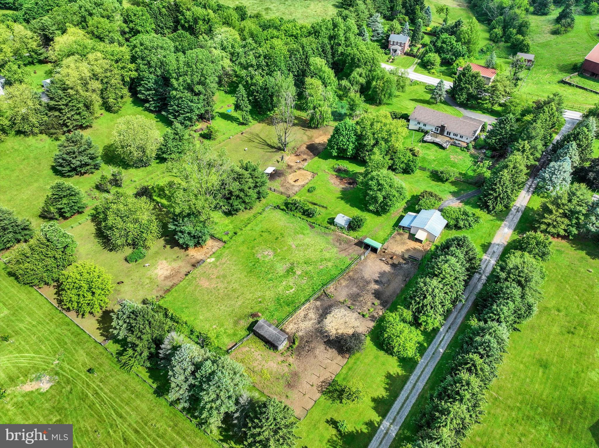 8292 HICKORY ROAD