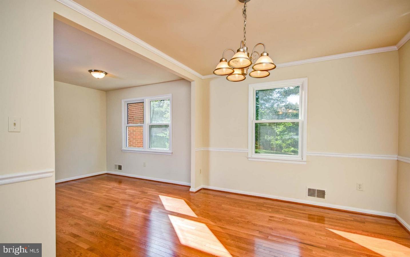 TOWNES OF ORANGE HUNT - Residential Lease