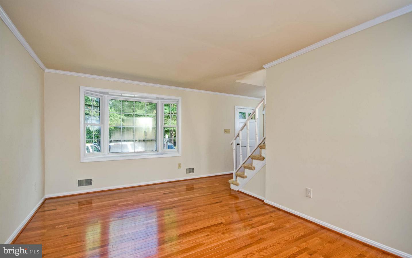 TOWNES OF ORANGE HUNT - Residential Lease