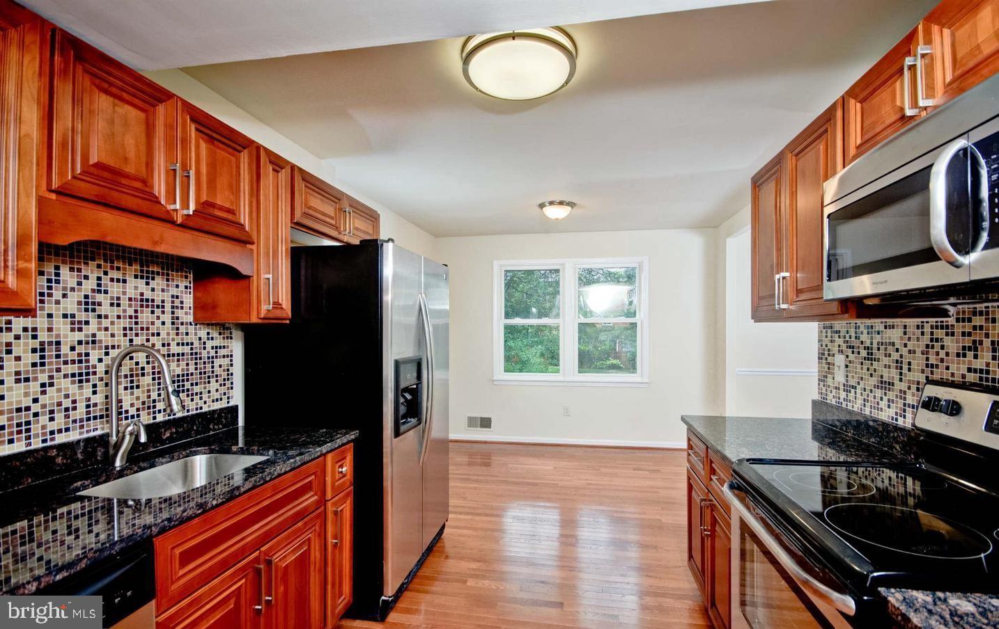 TOWNES OF ORANGE HUNT - Residential Lease