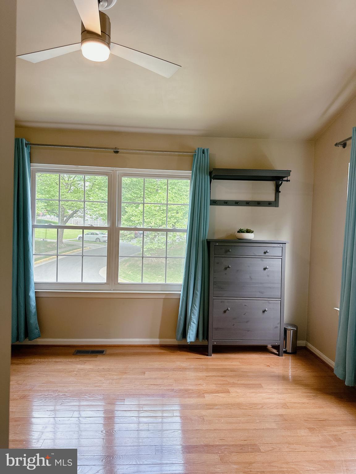 MONTCLAIR ST4 - Residential Lease