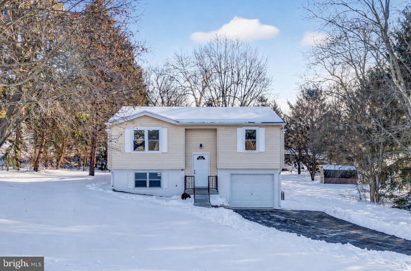 WEST MANHEIM TWP - Residential