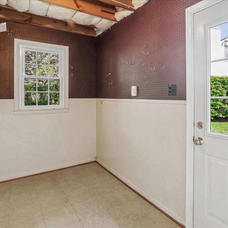 BRADLEY HILLS - Residential