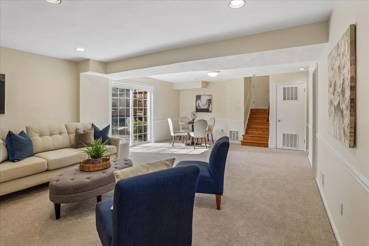 BRADLEY HILLS - Residential