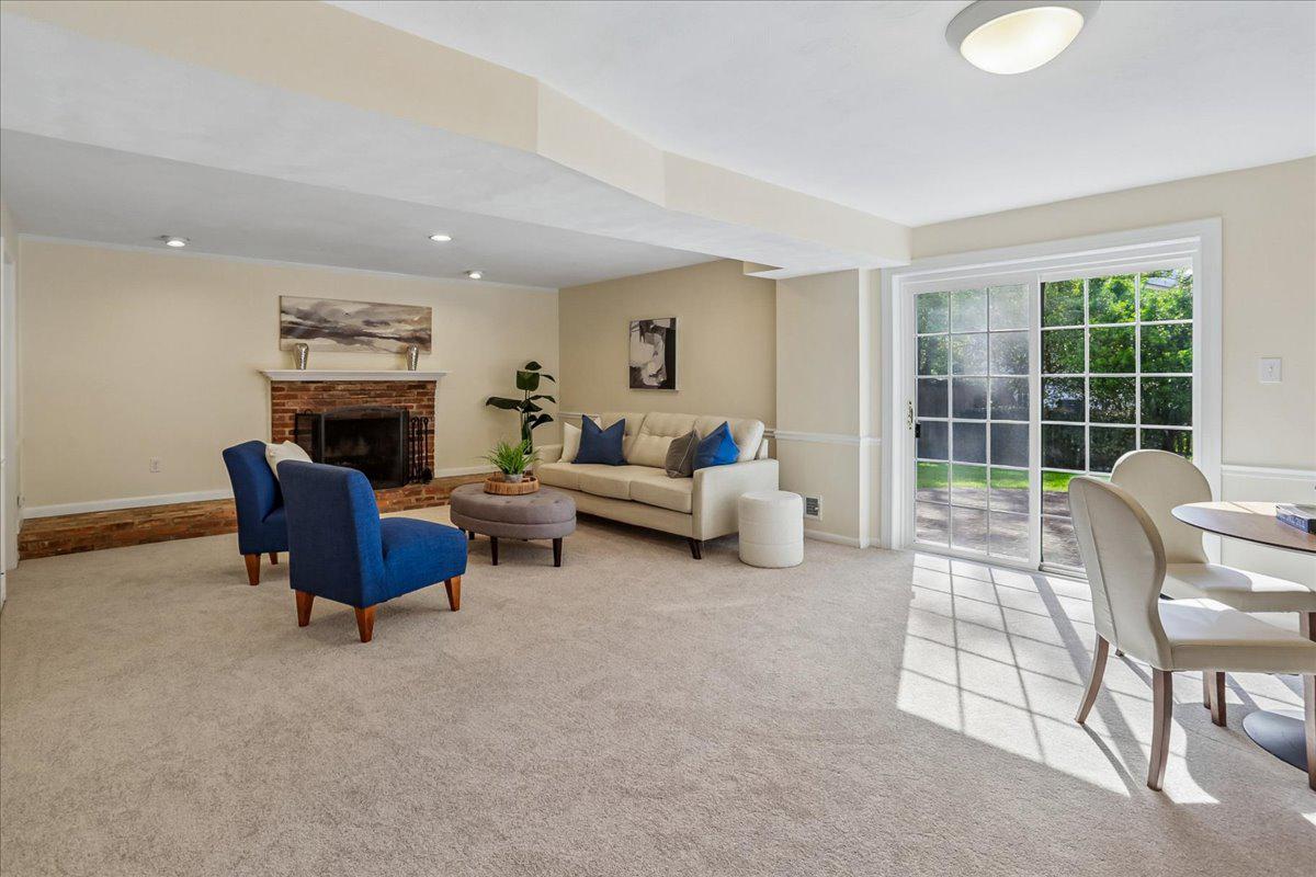 BRADLEY HILLS - Residential