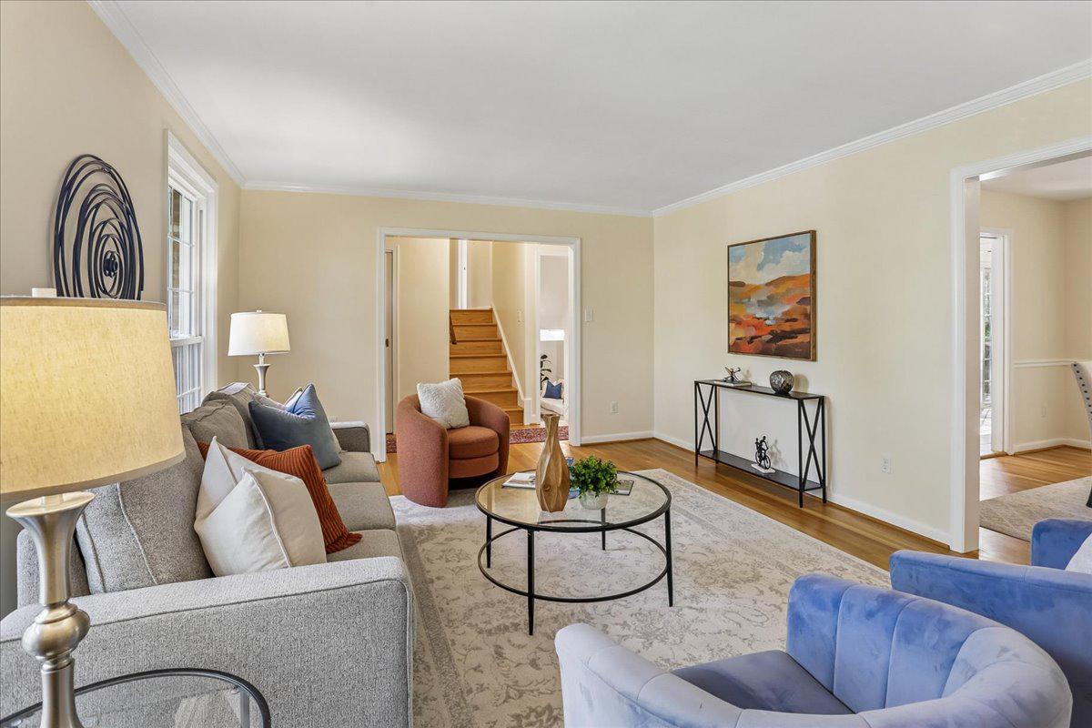 BRADLEY HILLS - Residential