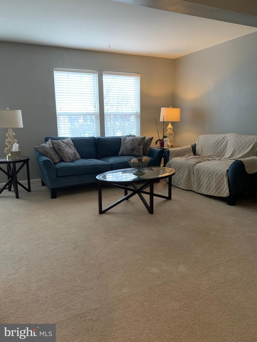 3 level townhome in Lee's Hill with private driveway and 1 car garage. 3 bedrooms, 2.5 bathrooms, master bedroom with en-suite bathroom and walk-in closet, spacious kitchen with breakfast and dining area, fully finished walk-out level with shed in rear fenced yard. Minutes from VRE, schools and shopping.