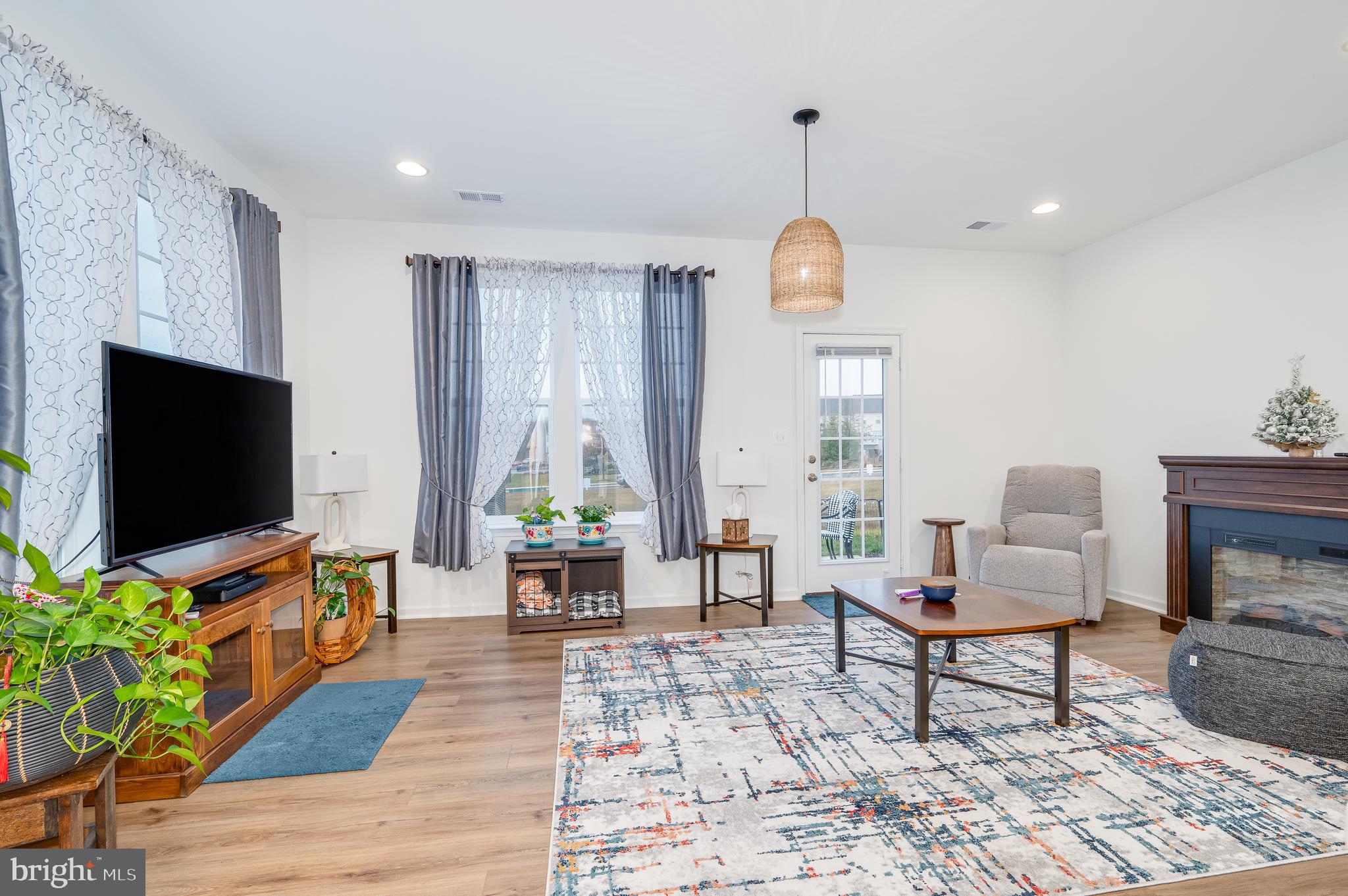 MARTINSBURG STATION - Residential