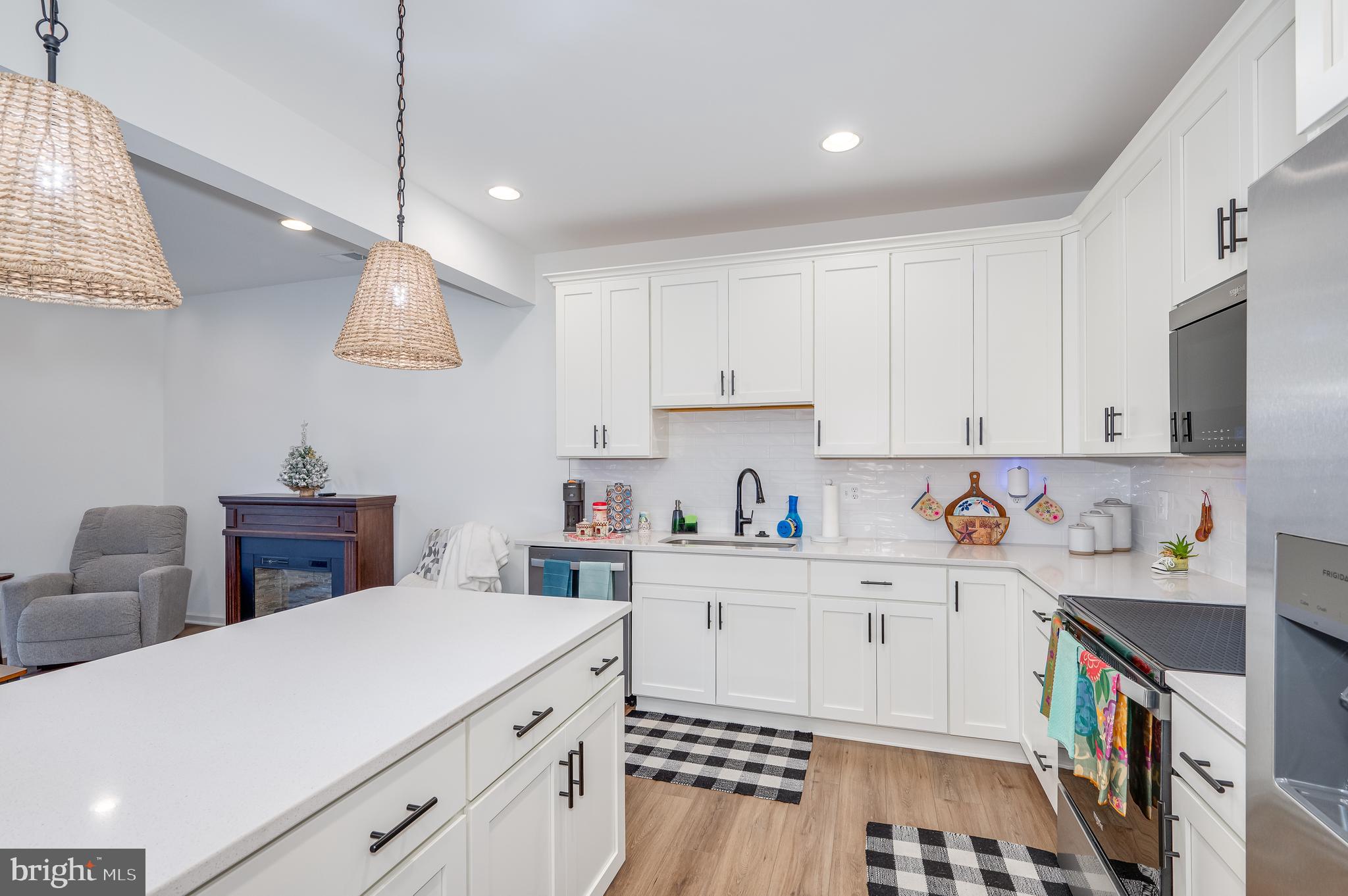 MARTINSBURG STATION - Residential