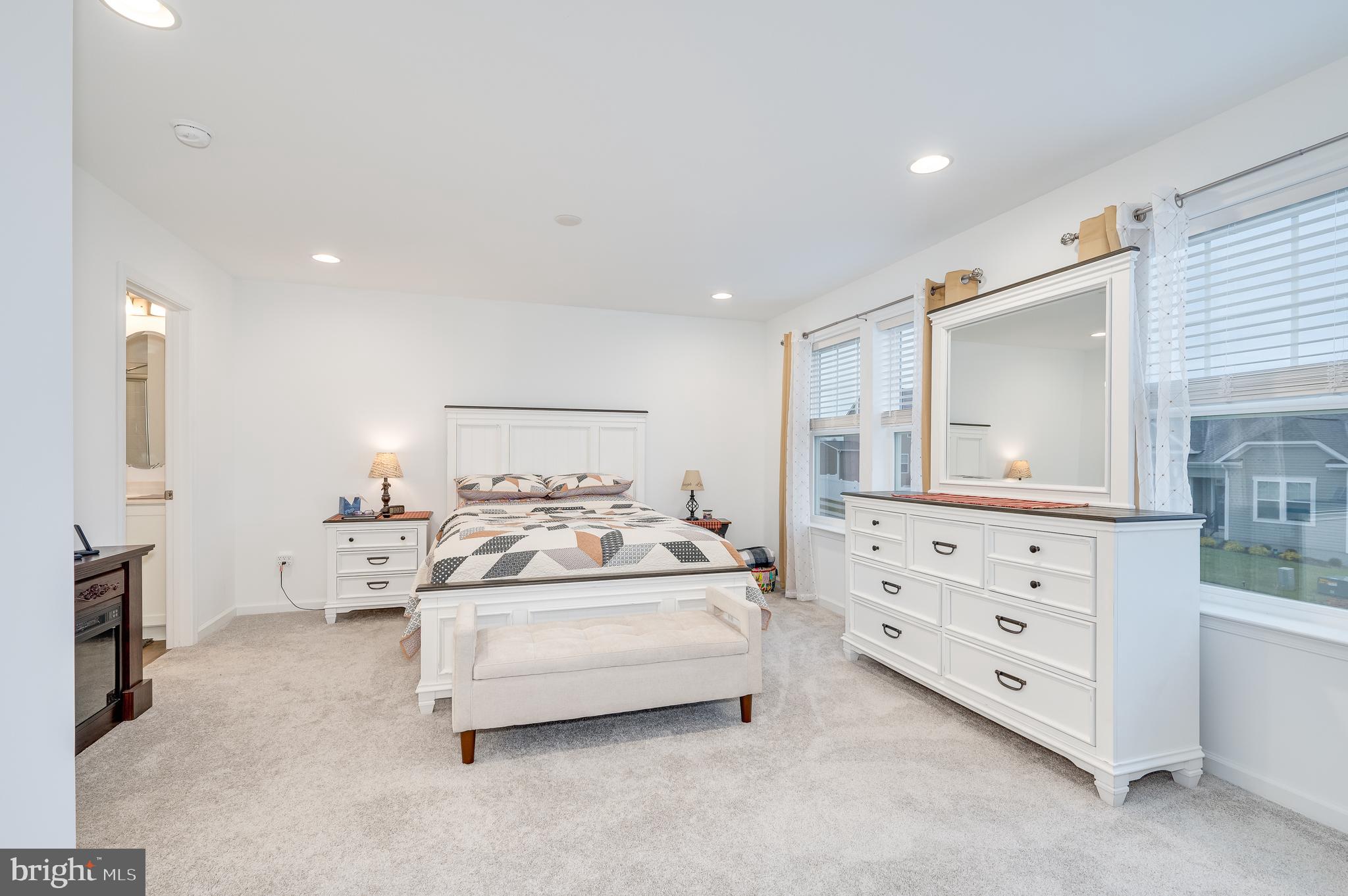 MARTINSBURG STATION - Residential