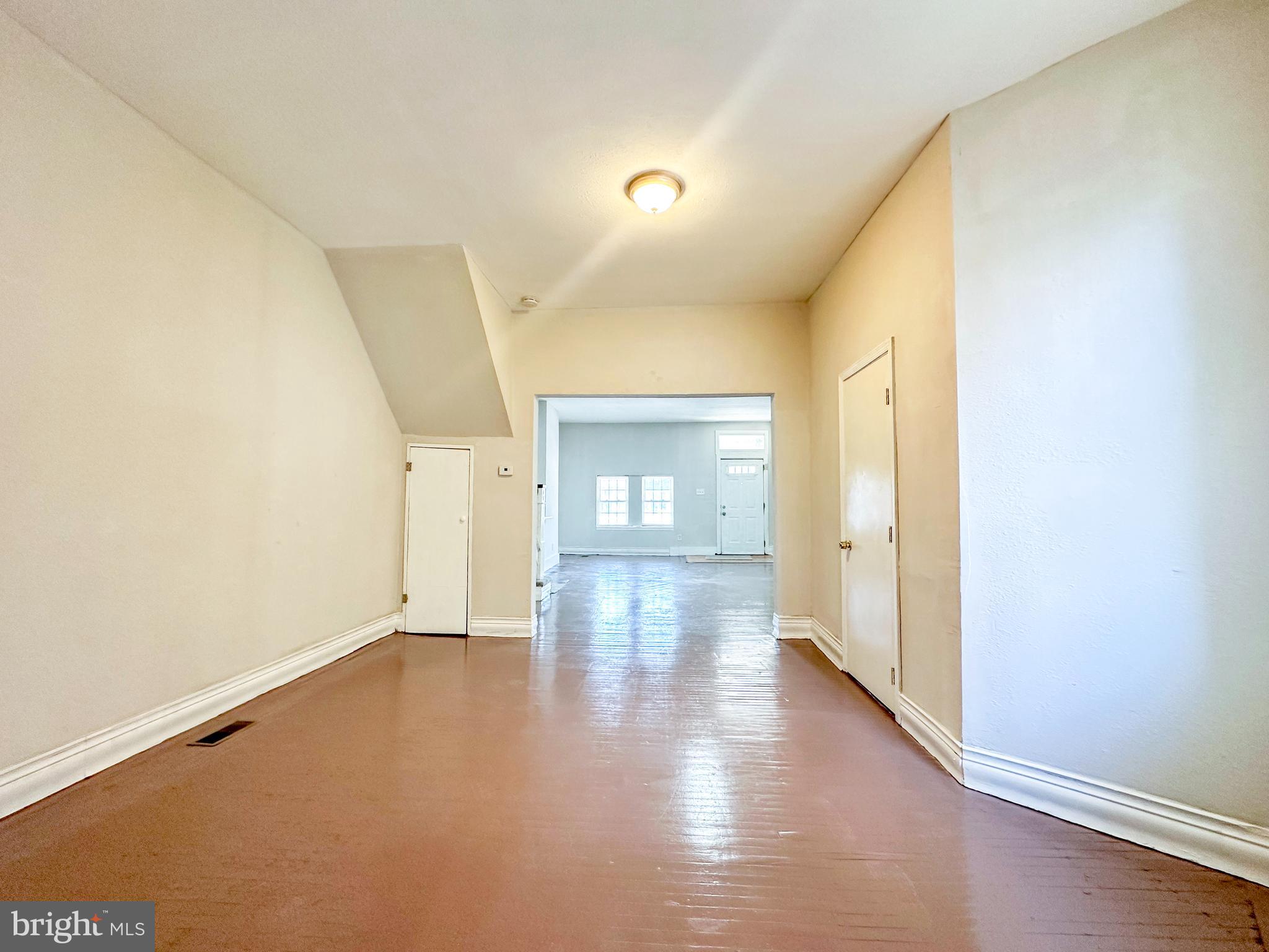 PHILADELPHIA (SOUTHWEST) - Residential