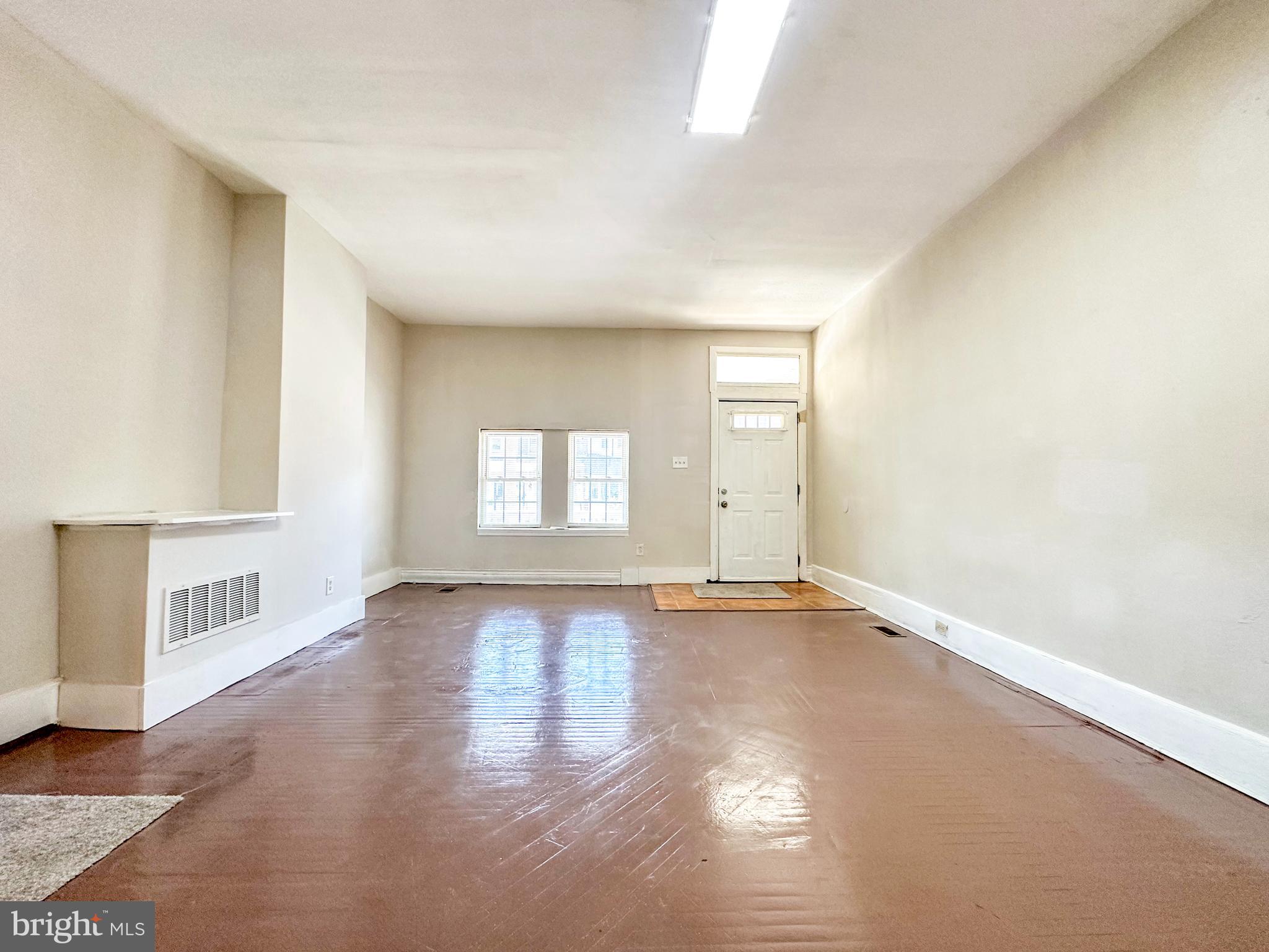 PHILADELPHIA (SOUTHWEST) - Residential