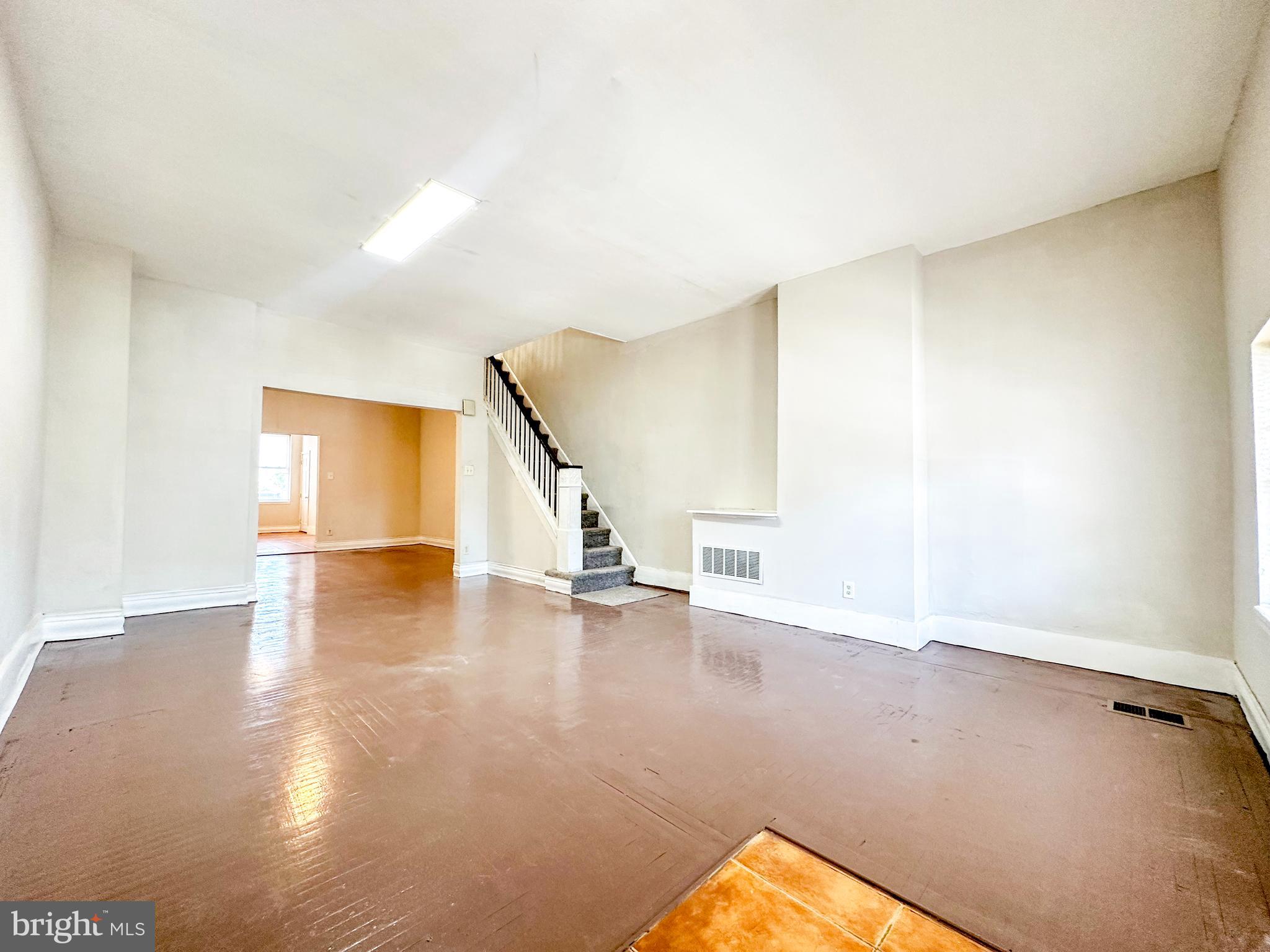 PHILADELPHIA (SOUTHWEST) - Residential