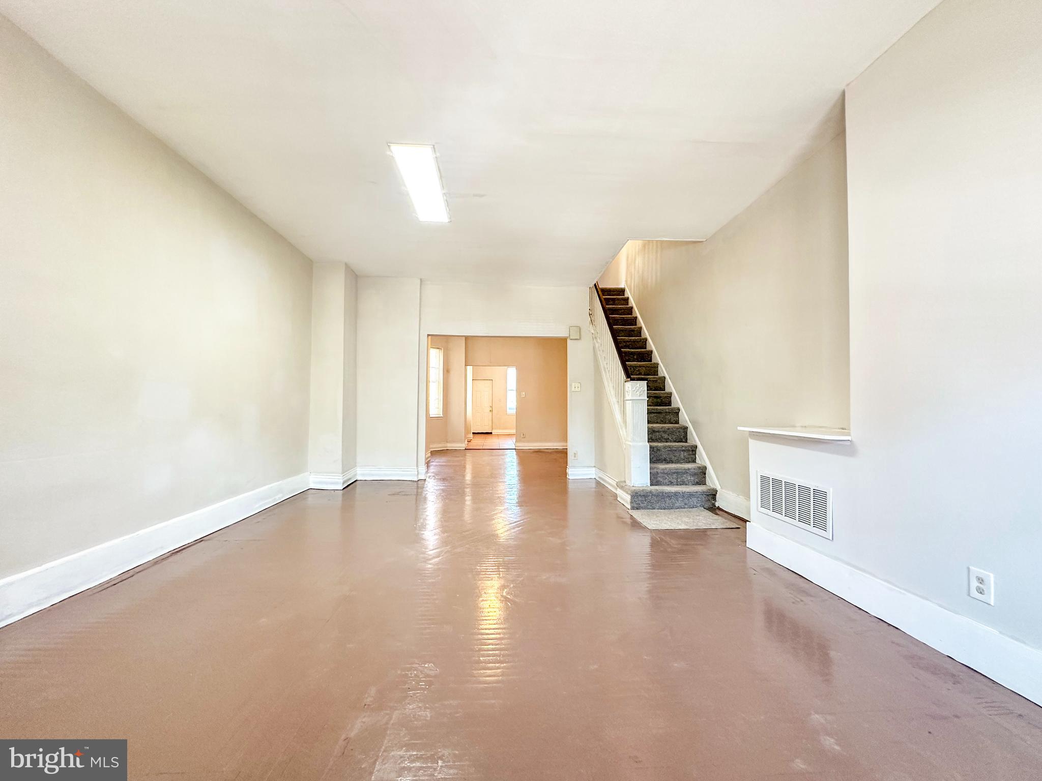 PHILADELPHIA (SOUTHWEST) - Residential