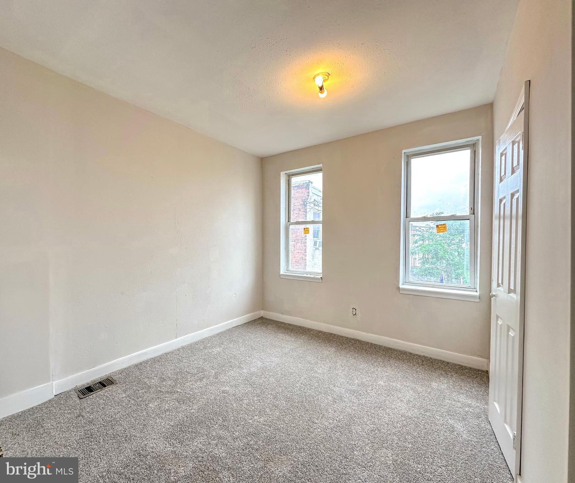 PHILADELPHIA (SOUTHWEST) - Residential