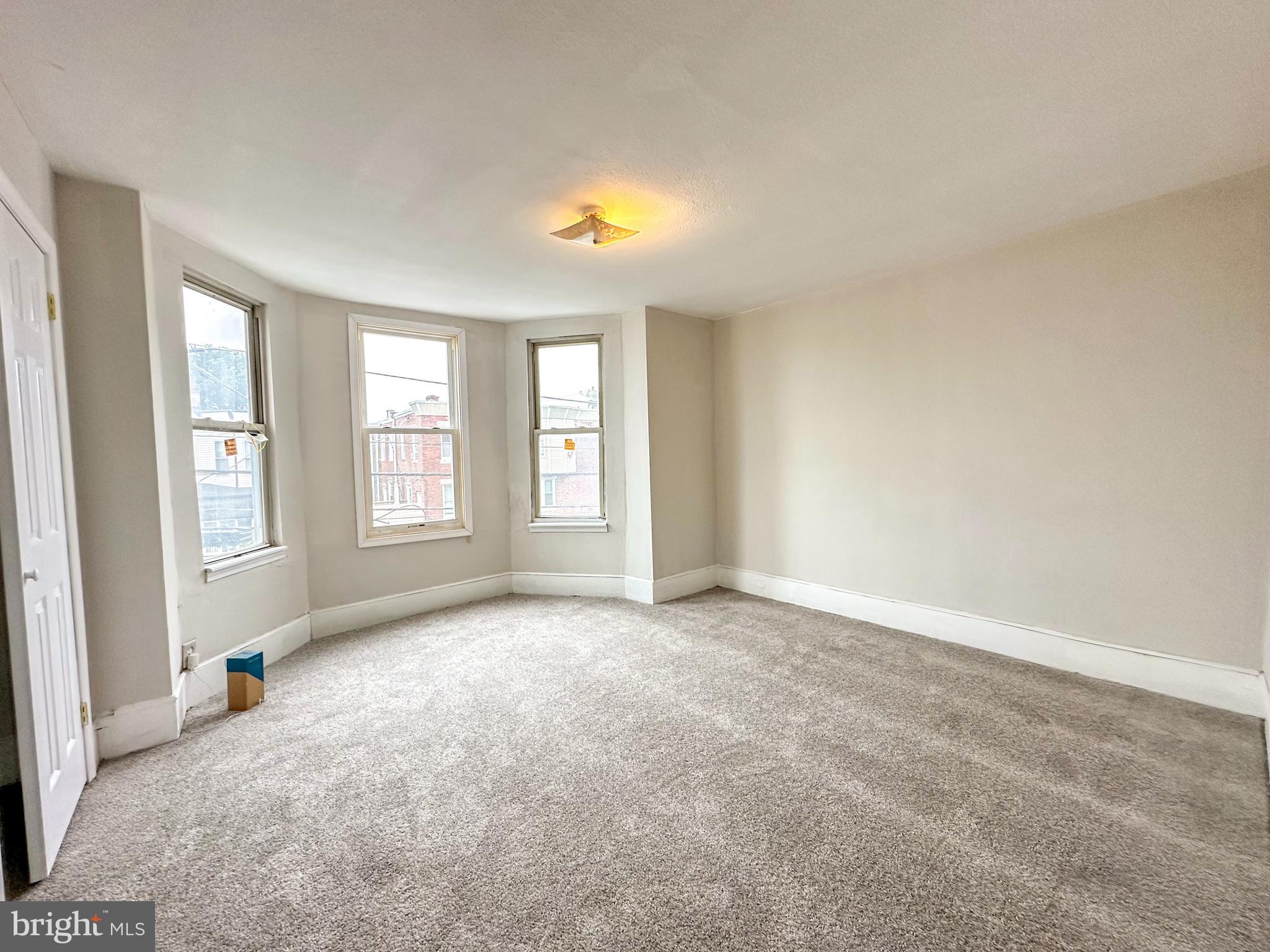 PHILADELPHIA (SOUTHWEST) - Residential