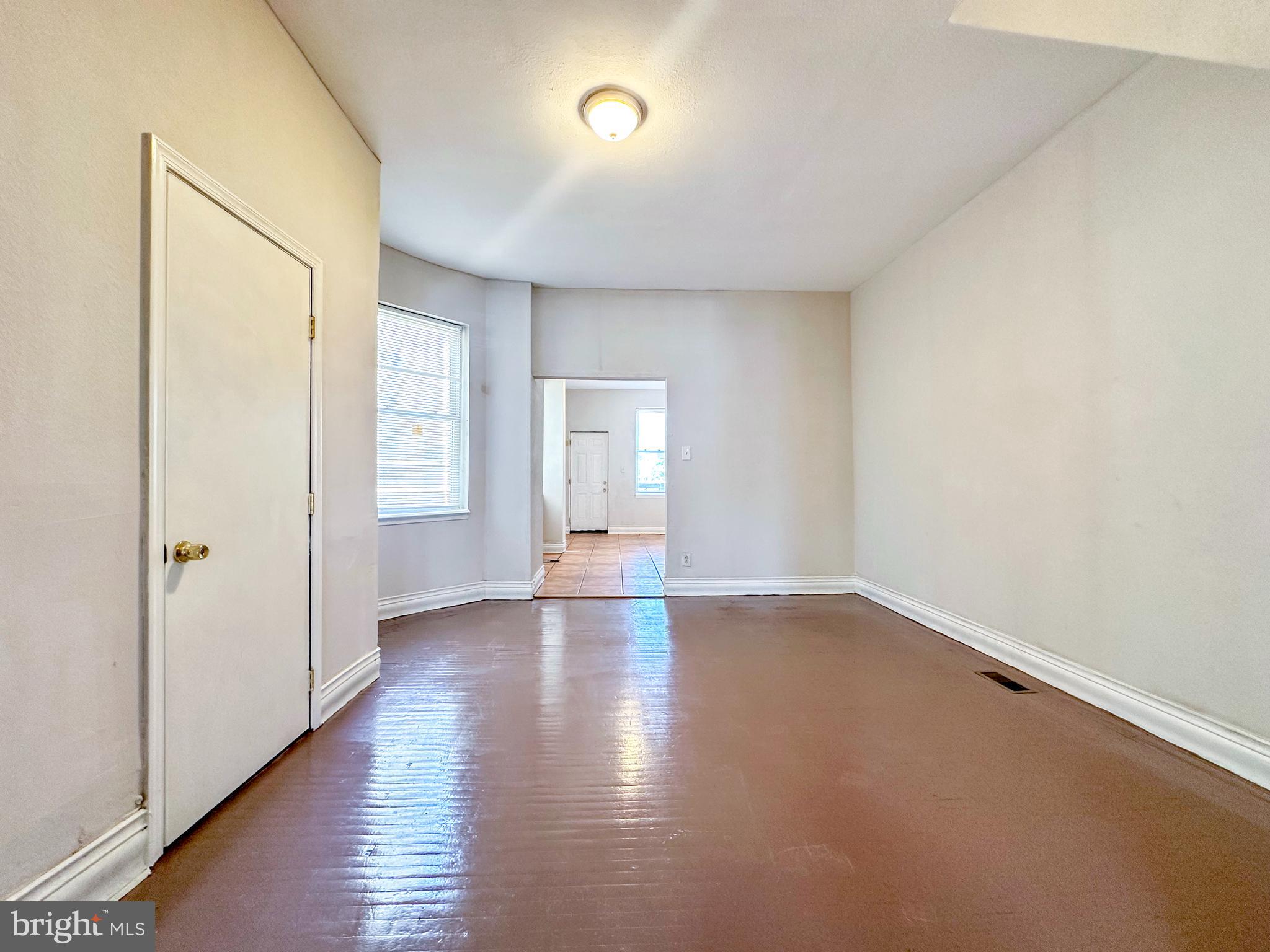 PHILADELPHIA (SOUTHWEST) - Residential