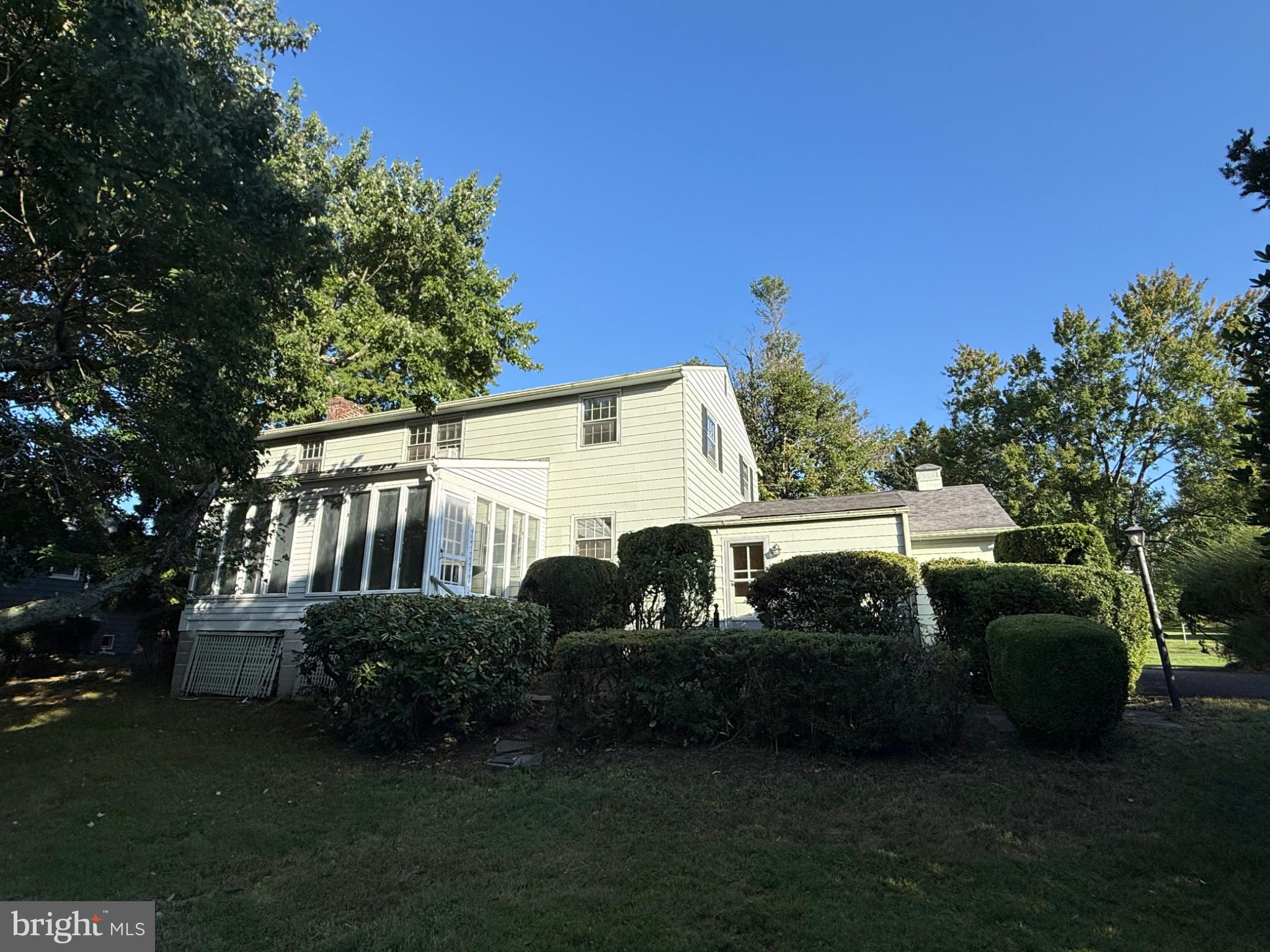 162 E BUTLER AVENUE