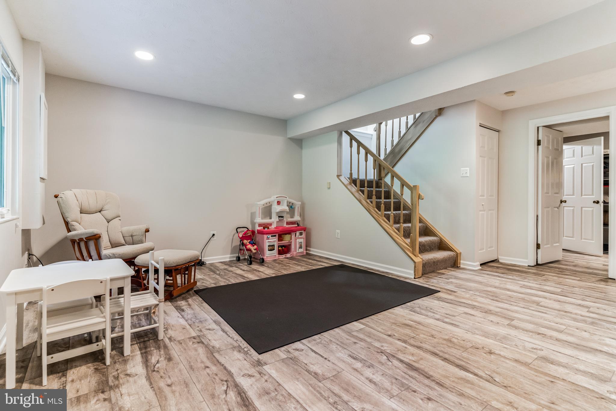 SUMMIT WALK - Residential