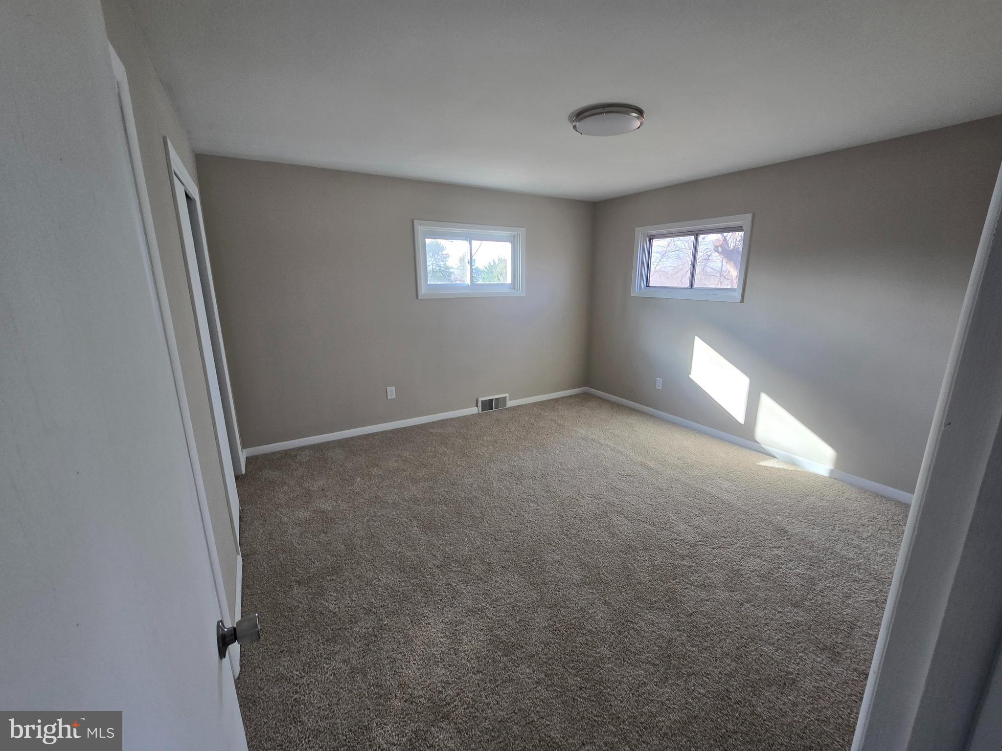 GREENBERRY HILLS - Residential