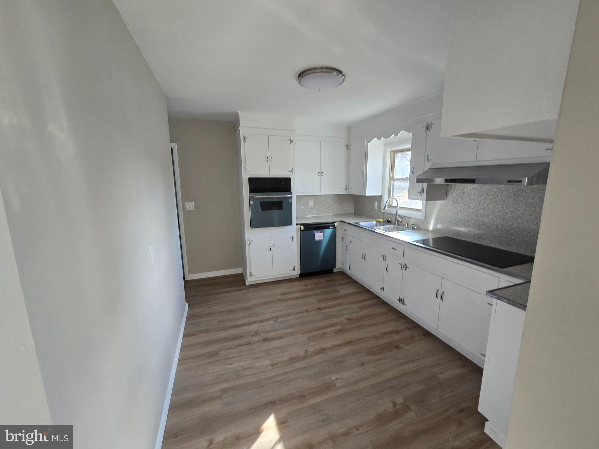 GREENBERRY HILLS - Residential