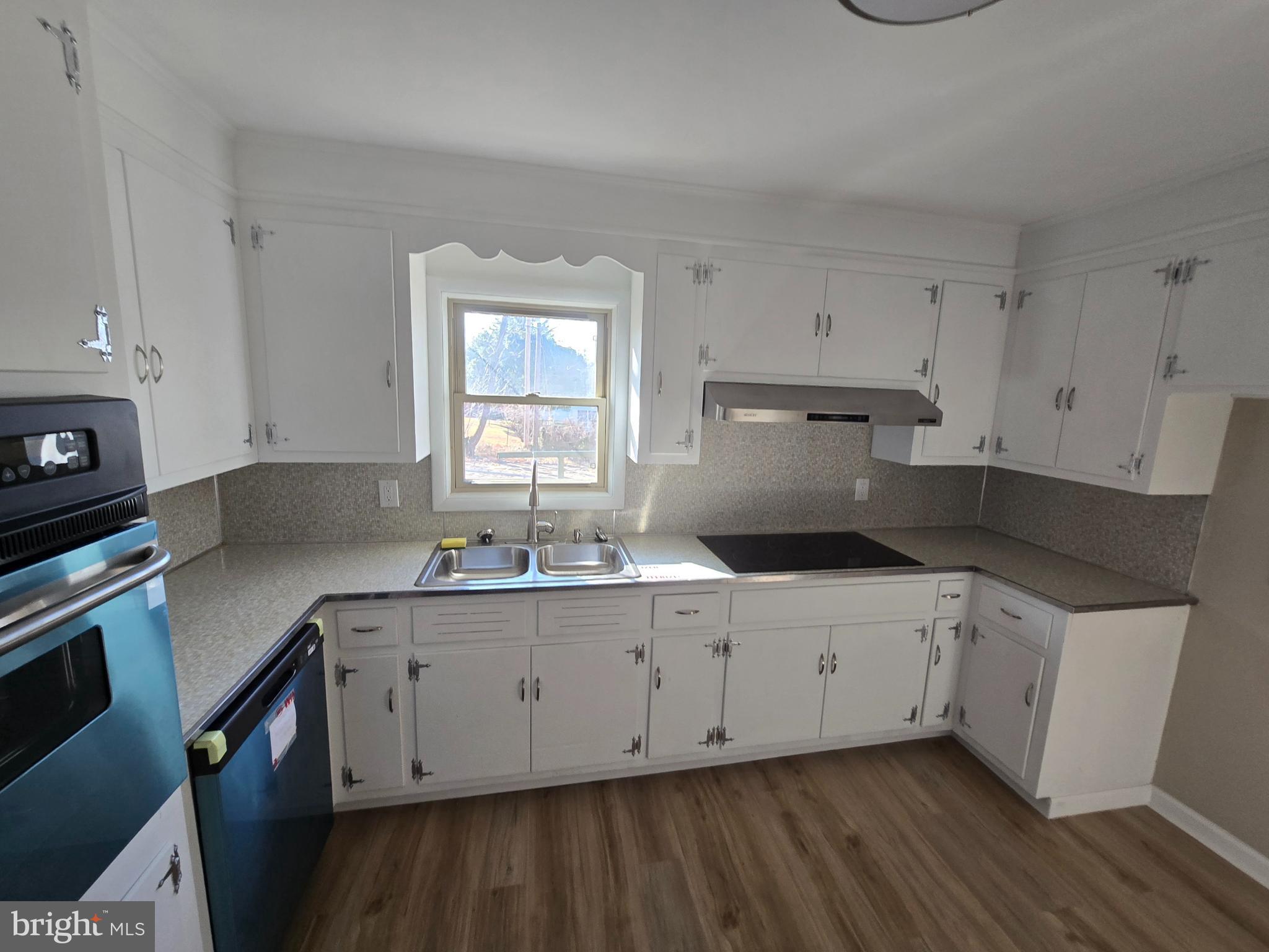 GREENBERRY HILLS - Residential