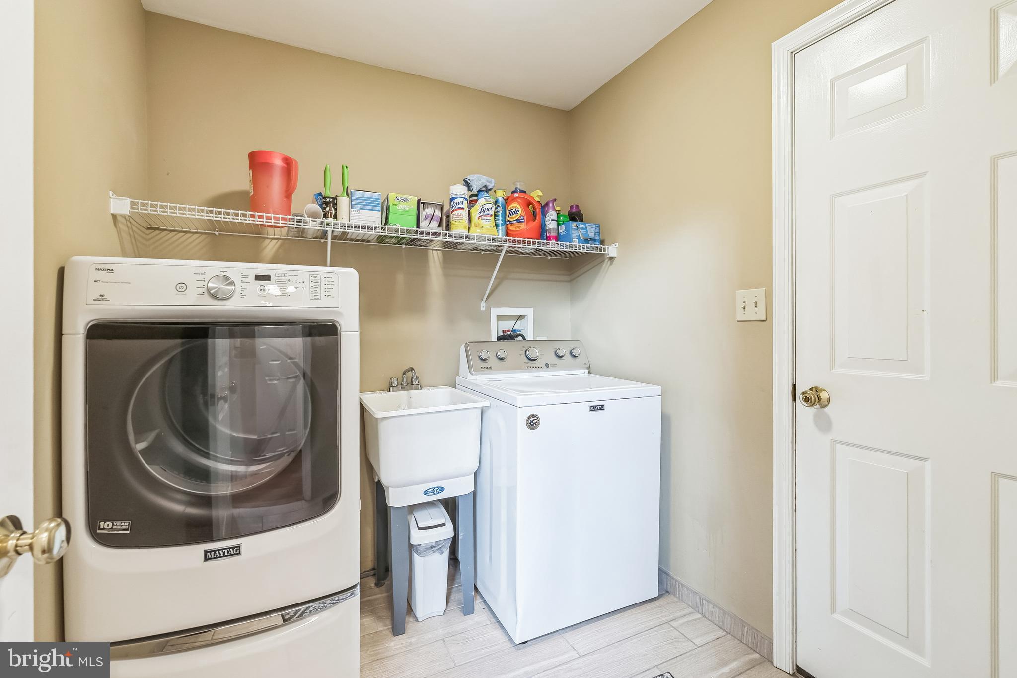 ESTATES OF WARWICK - Residential