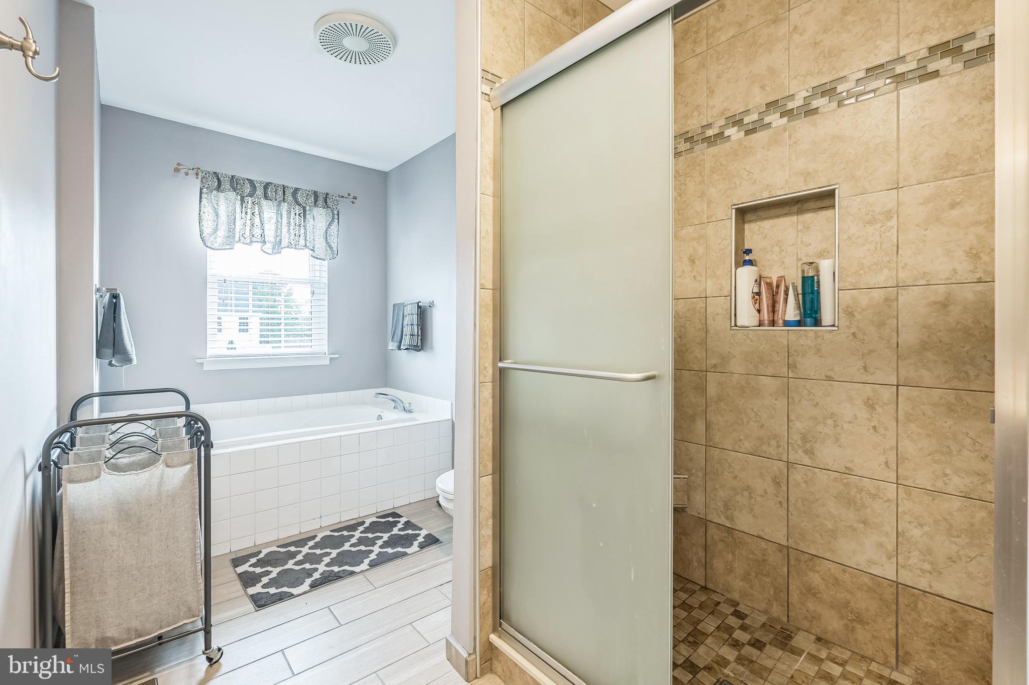 ESTATES OF WARWICK - Residential