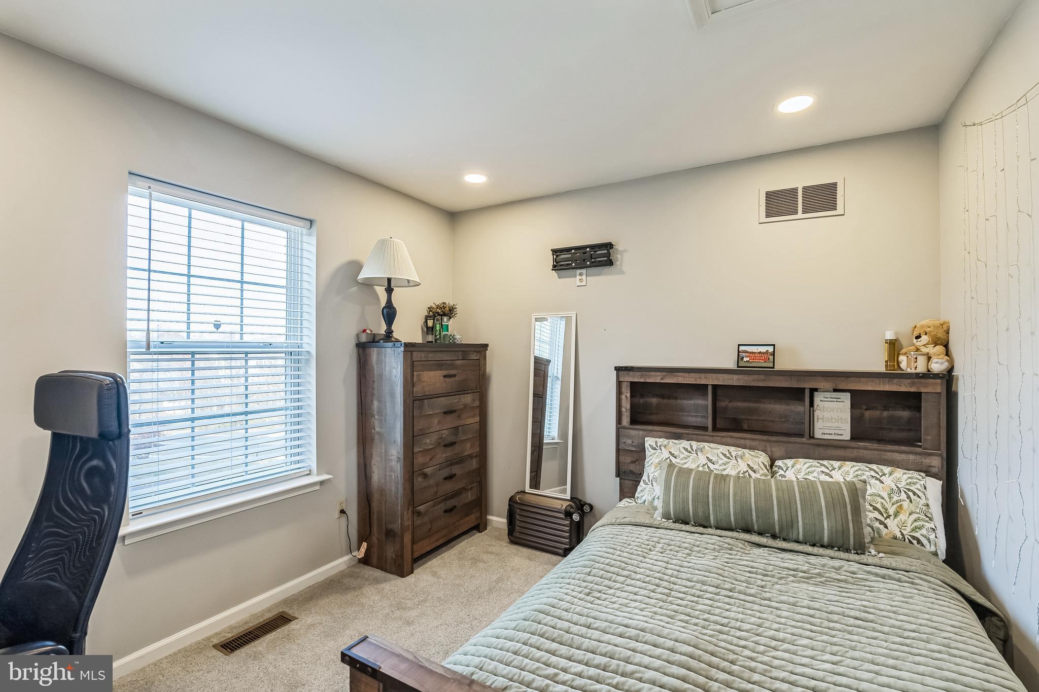 ESTATES OF WARWICK - Residential