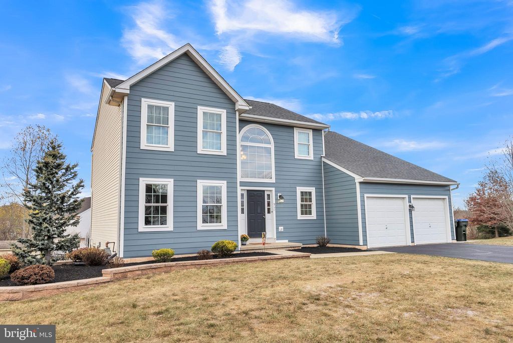 Photo of 900 Ruby Circle, GILBERTSVILLE, PA 19525 (MLS # PAMC2163374)