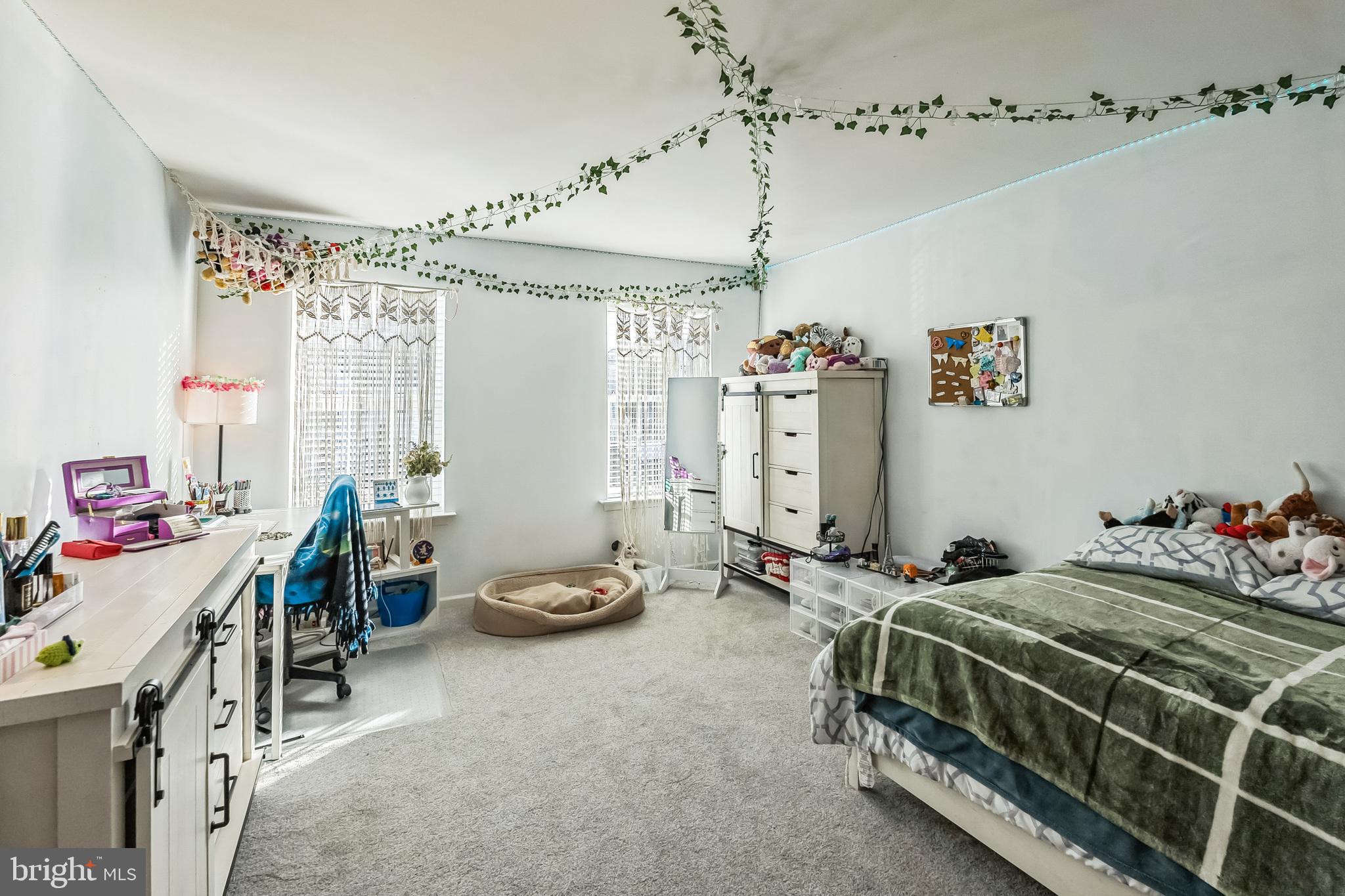 ESTATES OF WARWICK - Residential